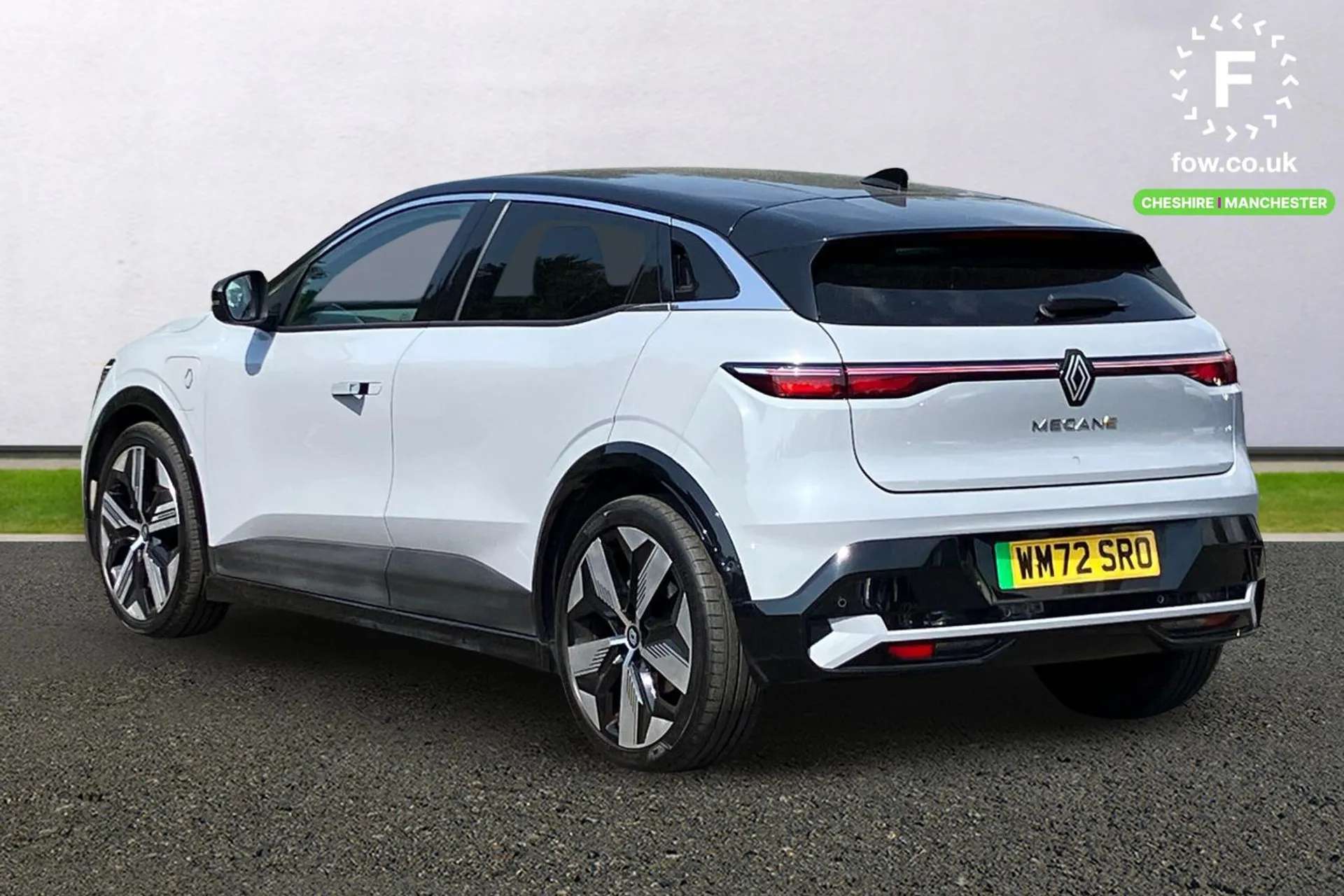 A 2022 RENAULT MEGANE E-TECH EV60 160kW Techno 60kWh Optimum Charge 5dr Auto [Connected services including over the air updates, Autonomous driving level 2: adaptive cruise contro A 2022 RENAULT MEGANE E-TECH EV60 160kW Techno 60kWh Optimum Charge 5dr Auto [Connected services including over the air updates, Autonomous driving level 2: adaptive cruise contro