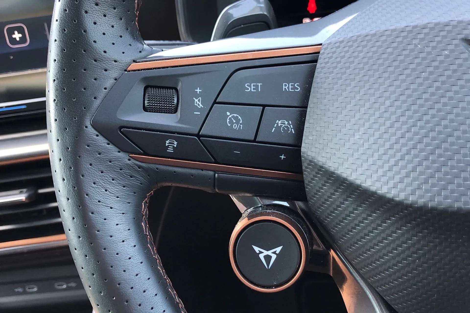 2023 CUPRA LEON 2023 CUPRA LEON