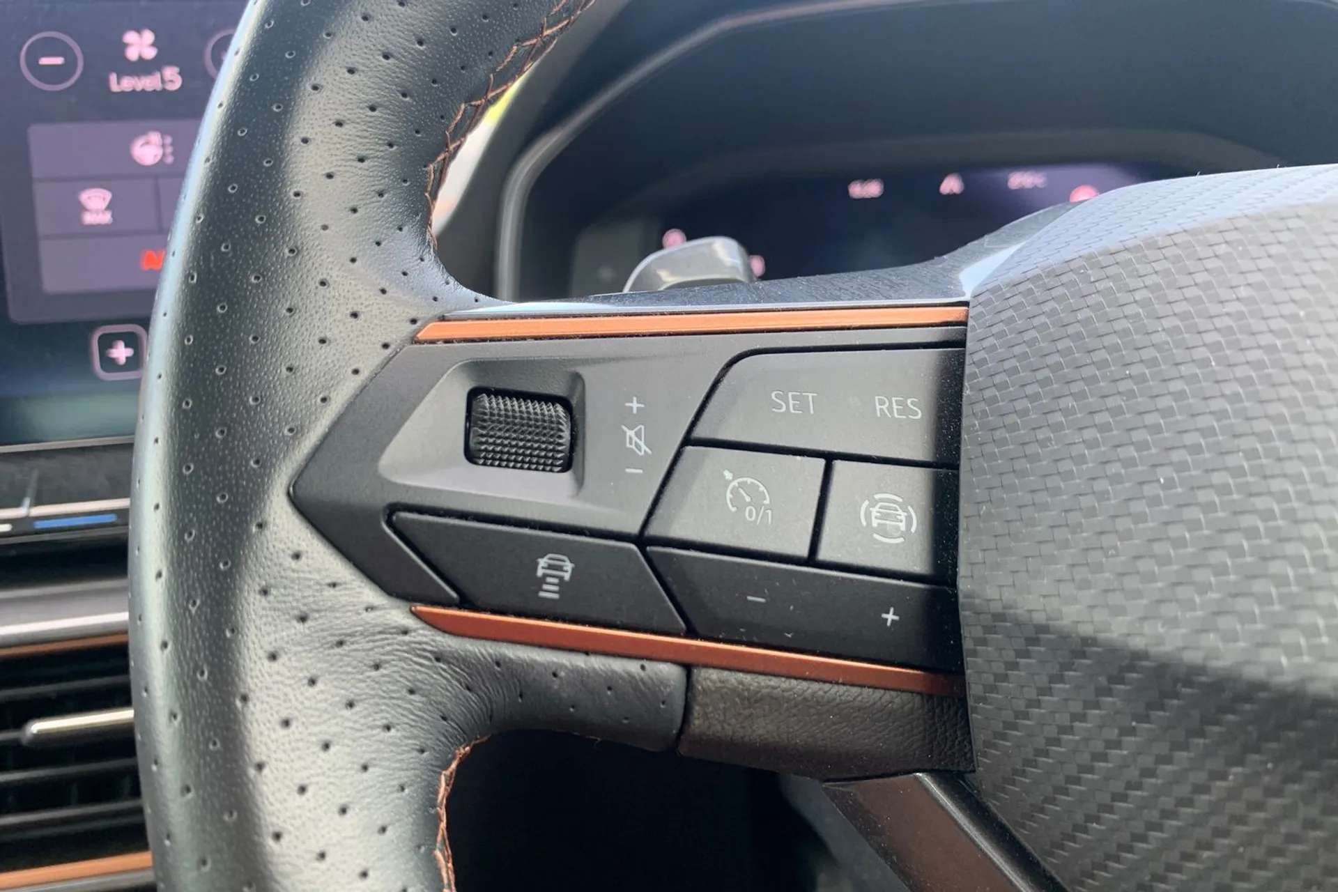 2023 CUPRA FORMENTOR 2023 CUPRA FORMENTOR