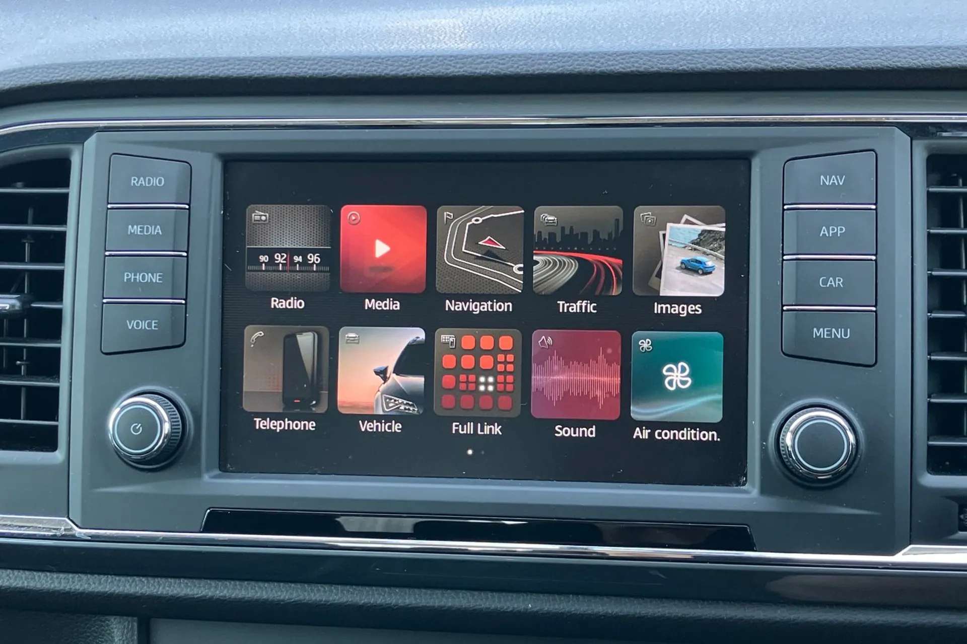 2018 SEAT ATECA 2018 SEAT ATECA