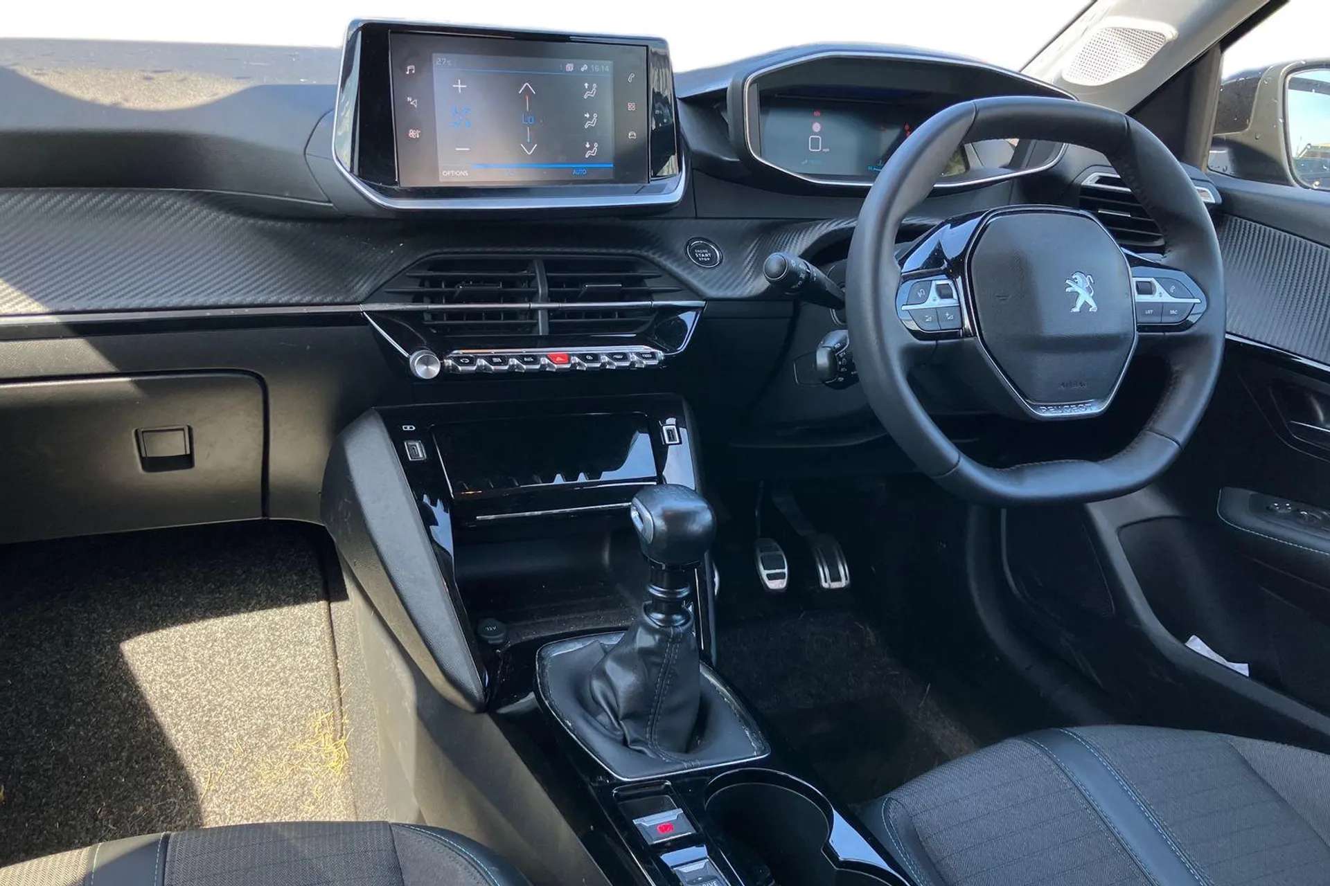 A 2023 PEUGEOT 208 1.5 BlueHDi 100 Allure Premium + 5dr [ Visio Park 1 with 180 degree Colour reversing camera , Start/stop system , Smart phone docking station , 16" So A 2023 PEUGEOT 208 1.5 BlueHDi 100 Allure Premium + 5dr [ Visio Park 1 with 180 degree Colour reversing camera , Start/stop system , Smart phone docking station , 16" So