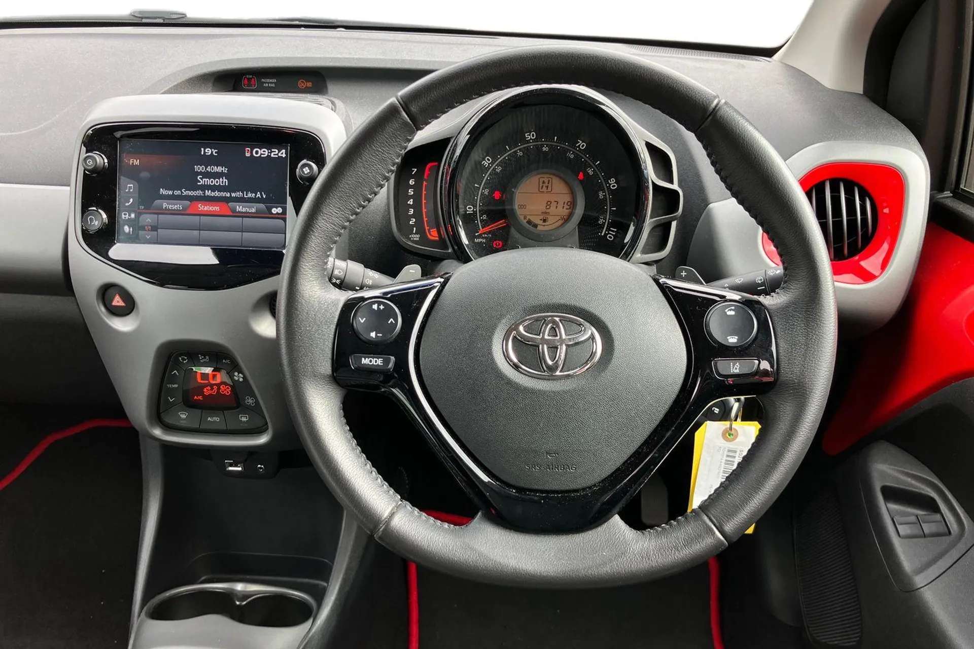 2021 TOYOTA AYGO 2021 TOYOTA AYGO
