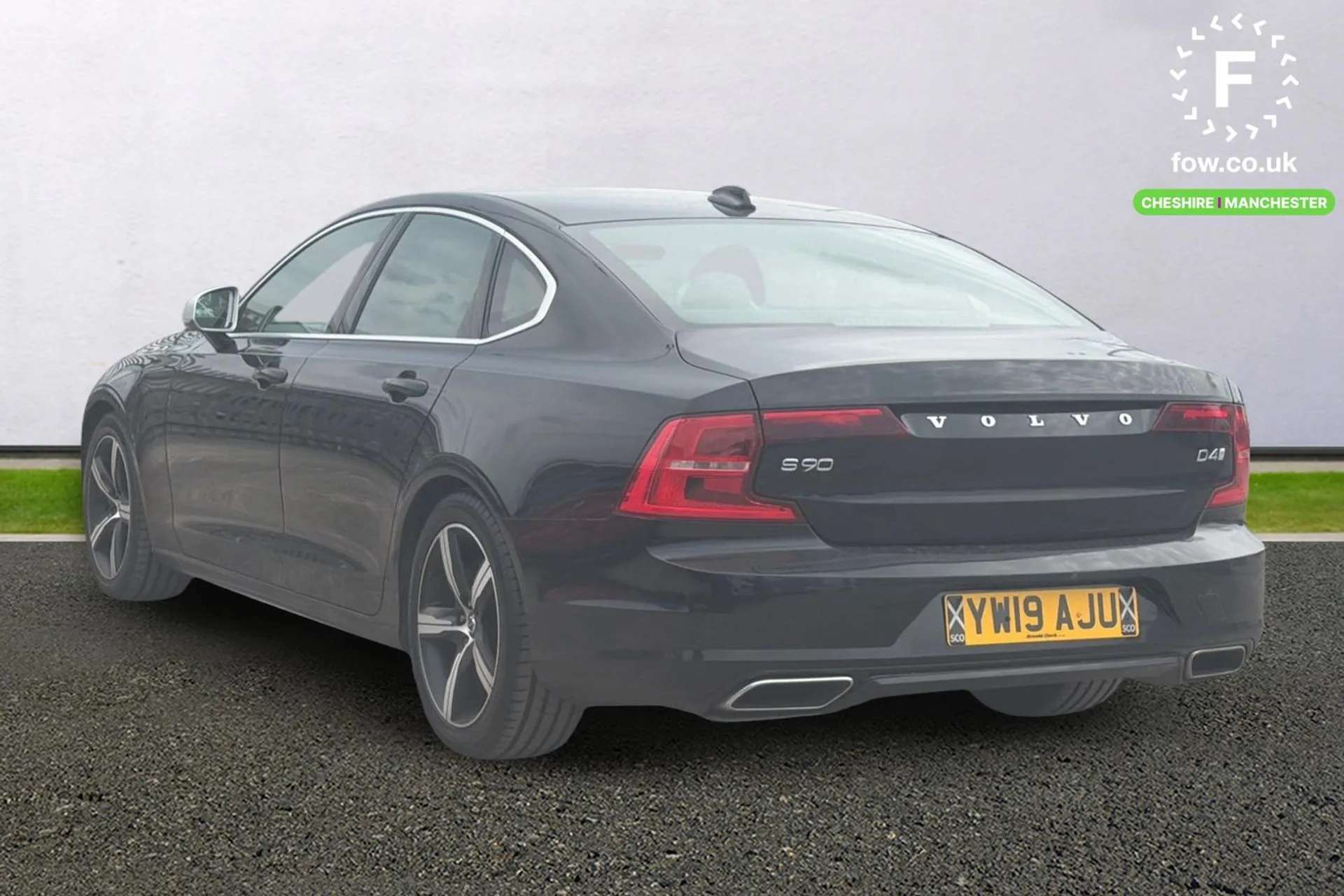 2019 VOLVO S90 2019 VOLVO S90