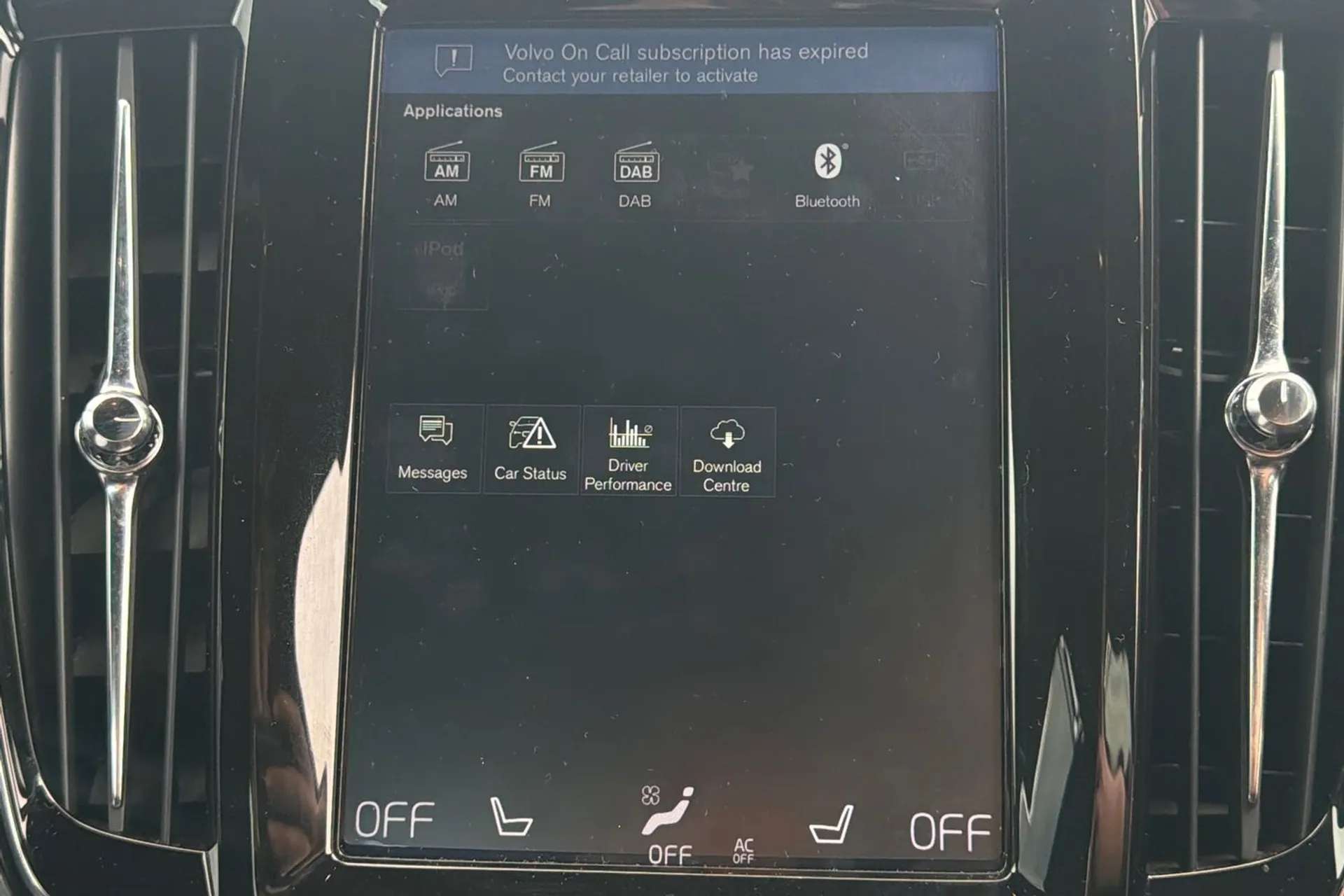 2019 VOLVO S90 2019 VOLVO S90