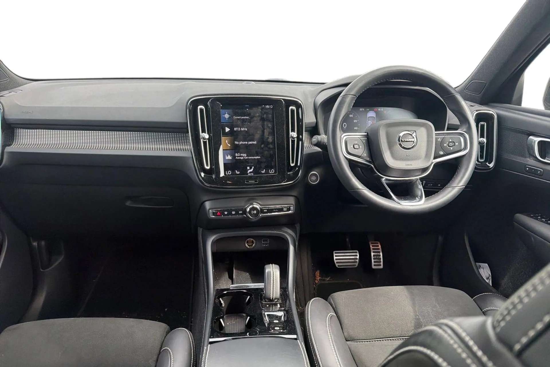 A 2021 VOLVO XC40 1.5 T4 Recharge PHEV R DESIGN 5dr Auto [ Versatility Pack, Wireless-Inductive Mobile Phone Charging, Power Driver Seat with Memory for Seat and Exteri A 2021 VOLVO XC40 1.5 T4 Recharge PHEV R DESIGN 5dr Auto [ Versatility Pack, Wireless-Inductive Mobile Phone Charging, Power Driver Seat with Memory for Seat and Exteri
