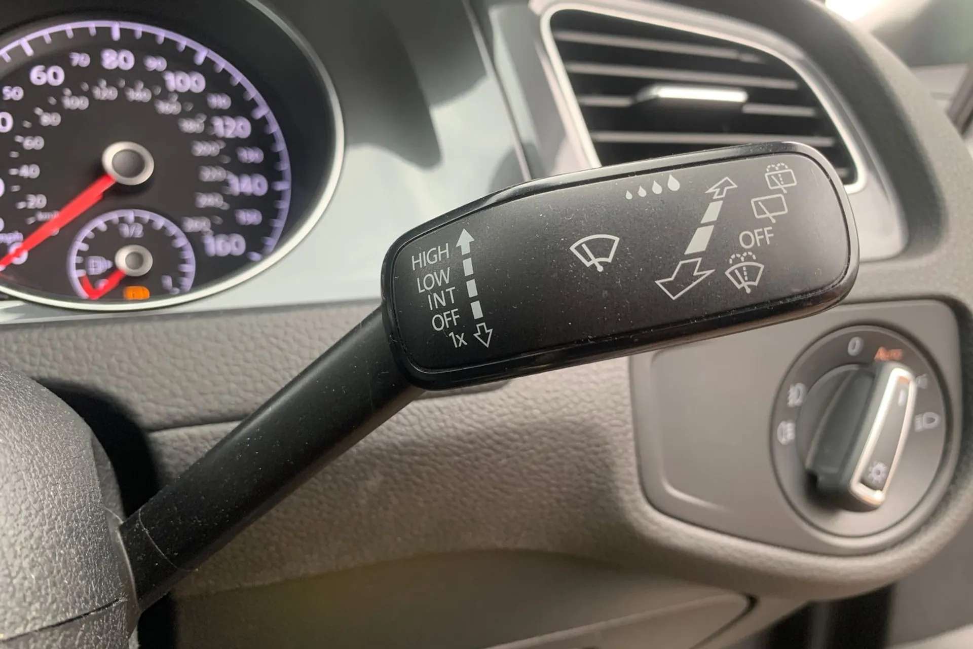 2019 VOLKSWAGEN GOLF 2019 VOLKSWAGEN GOLF