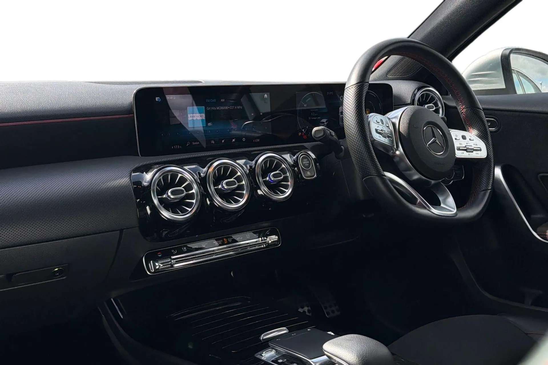 2019 MERCEDES-BENZ A CLASS 2019 MERCEDES-BENZ A CLASS
