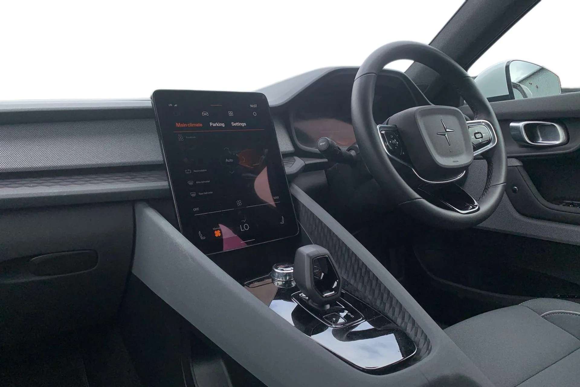 2022 POLESTAR 2 2022 POLESTAR 2