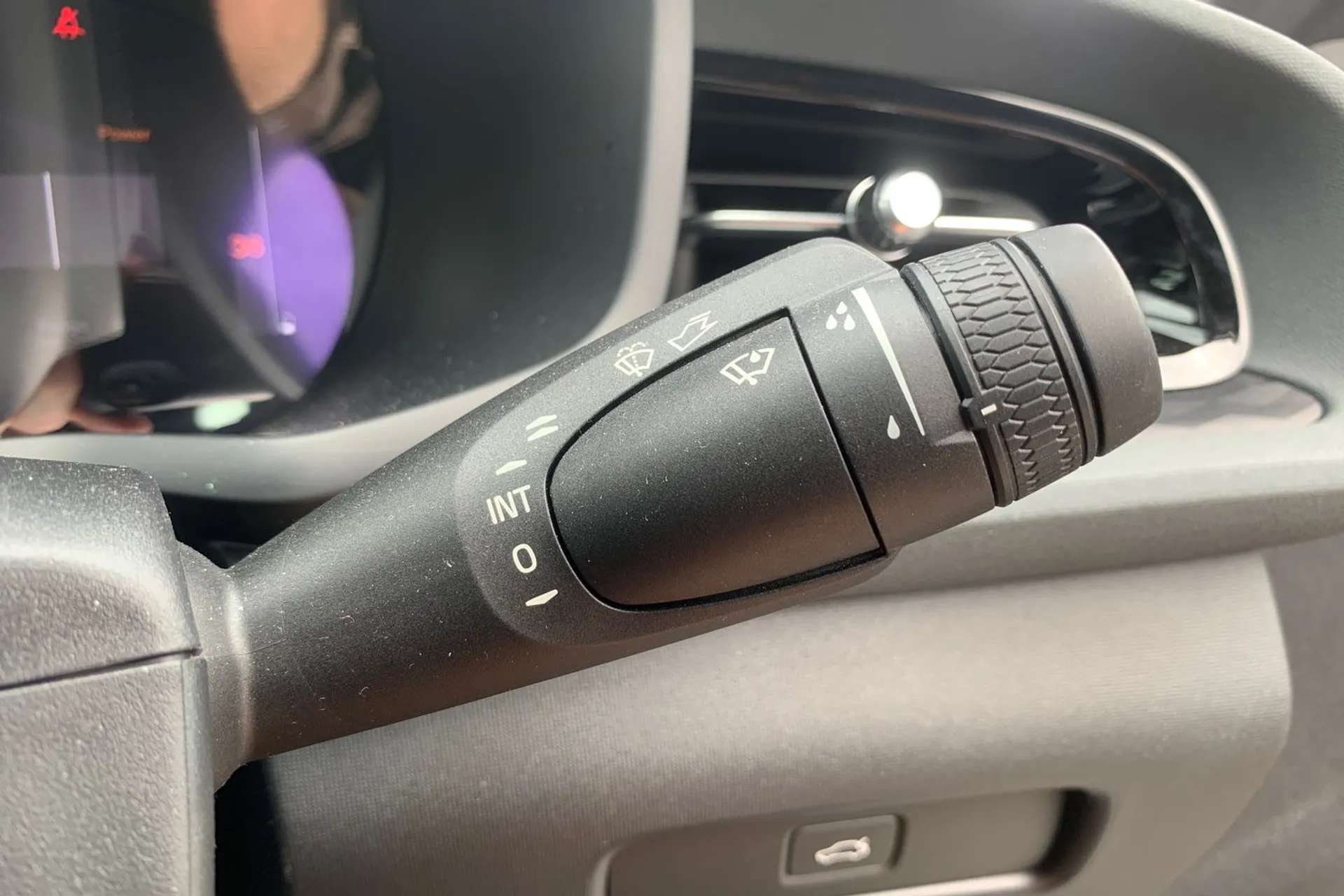 2022 POLESTAR 2 2022 POLESTAR 2