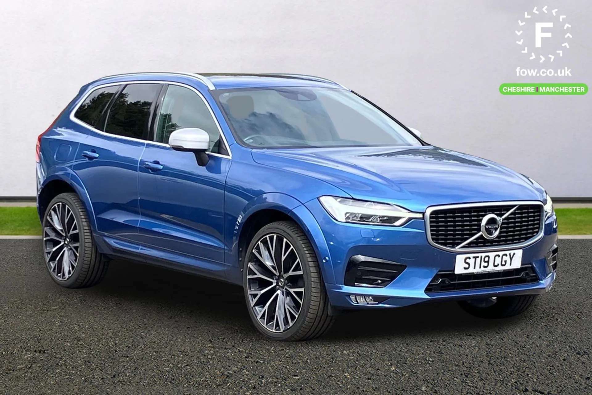 A 2019 VOLVO XC60 2.0 D4 R DESIGN Pro 5dr AWD [22" Diamond Cut Alloys, Blind Spot Information System, 4WD, 71l Fuel Tank, Front collision warning with full auto brake,A A 2019 VOLVO XC60 2.0 D4 R DESIGN Pro 5dr AWD [22" Diamond Cut Alloys, Blind Spot Information System, 4WD, 71l Fuel Tank, Front collision warning with full auto brake,A