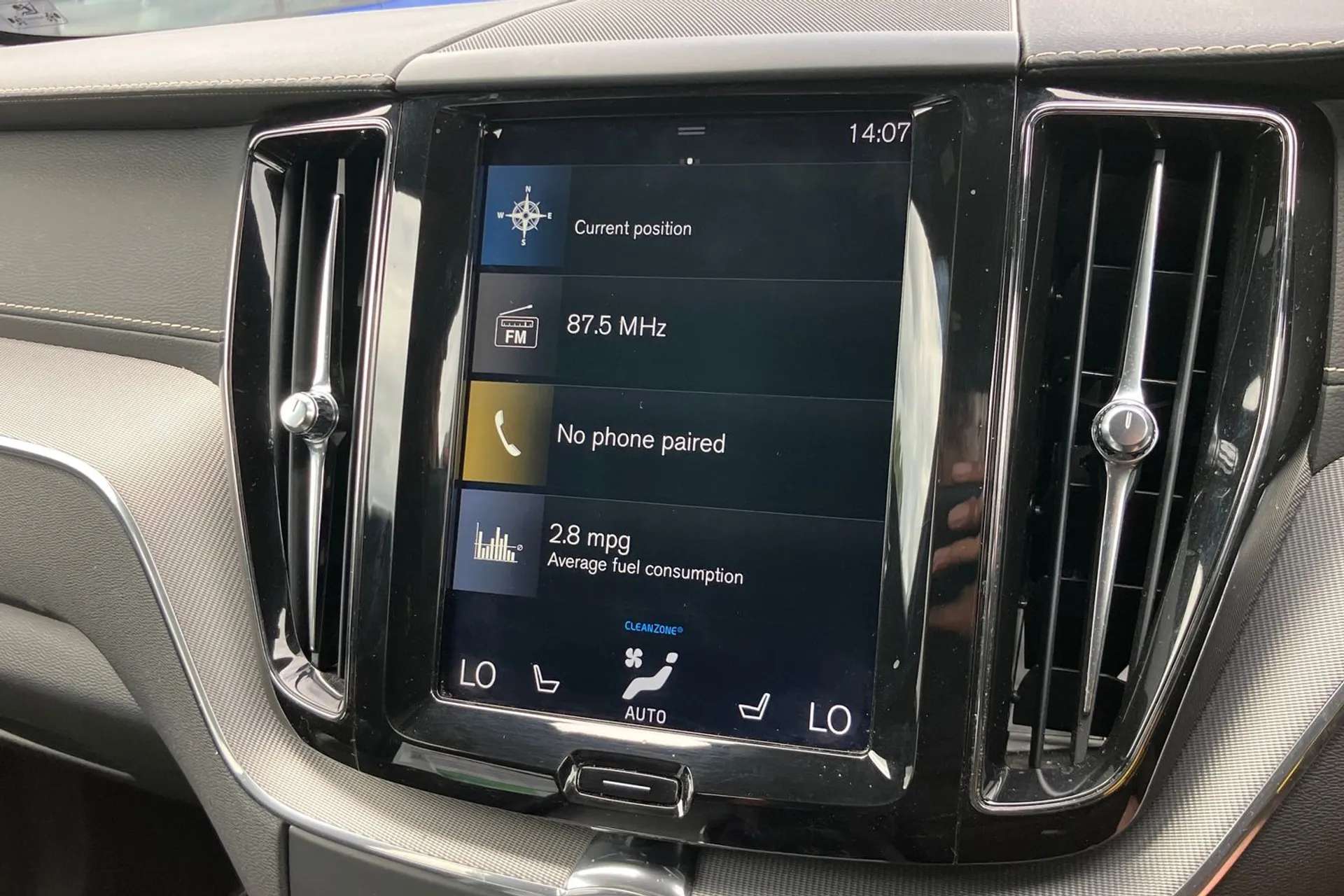 2019 VOLVO XC60 2019 VOLVO XC60