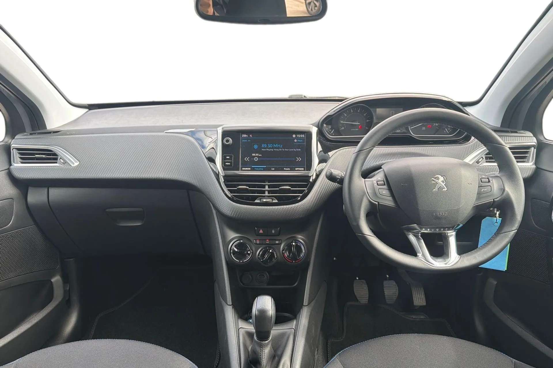 2019 PEUGEOT 208 2019 PEUGEOT 208