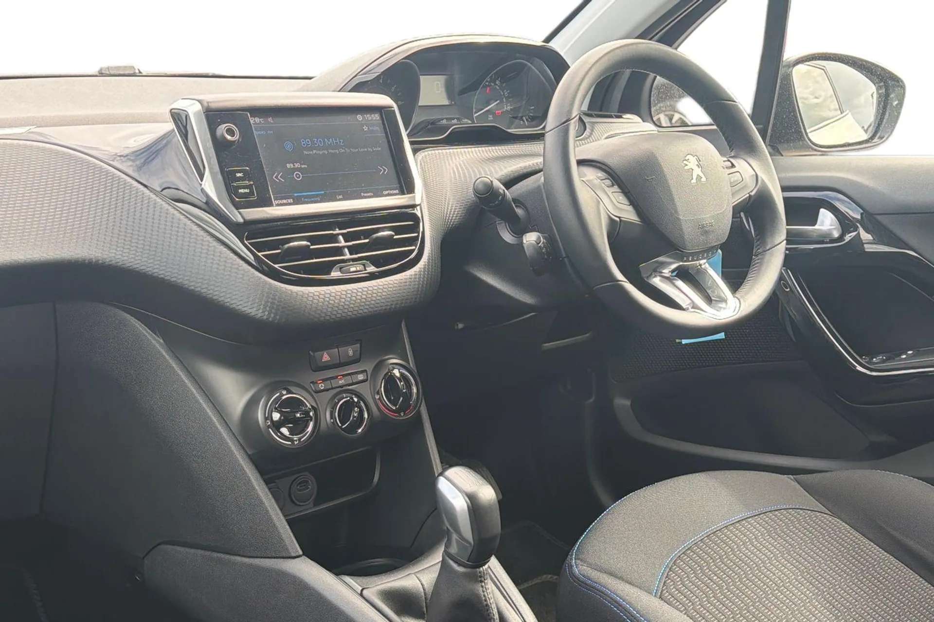2019 PEUGEOT 208 2019 PEUGEOT 208