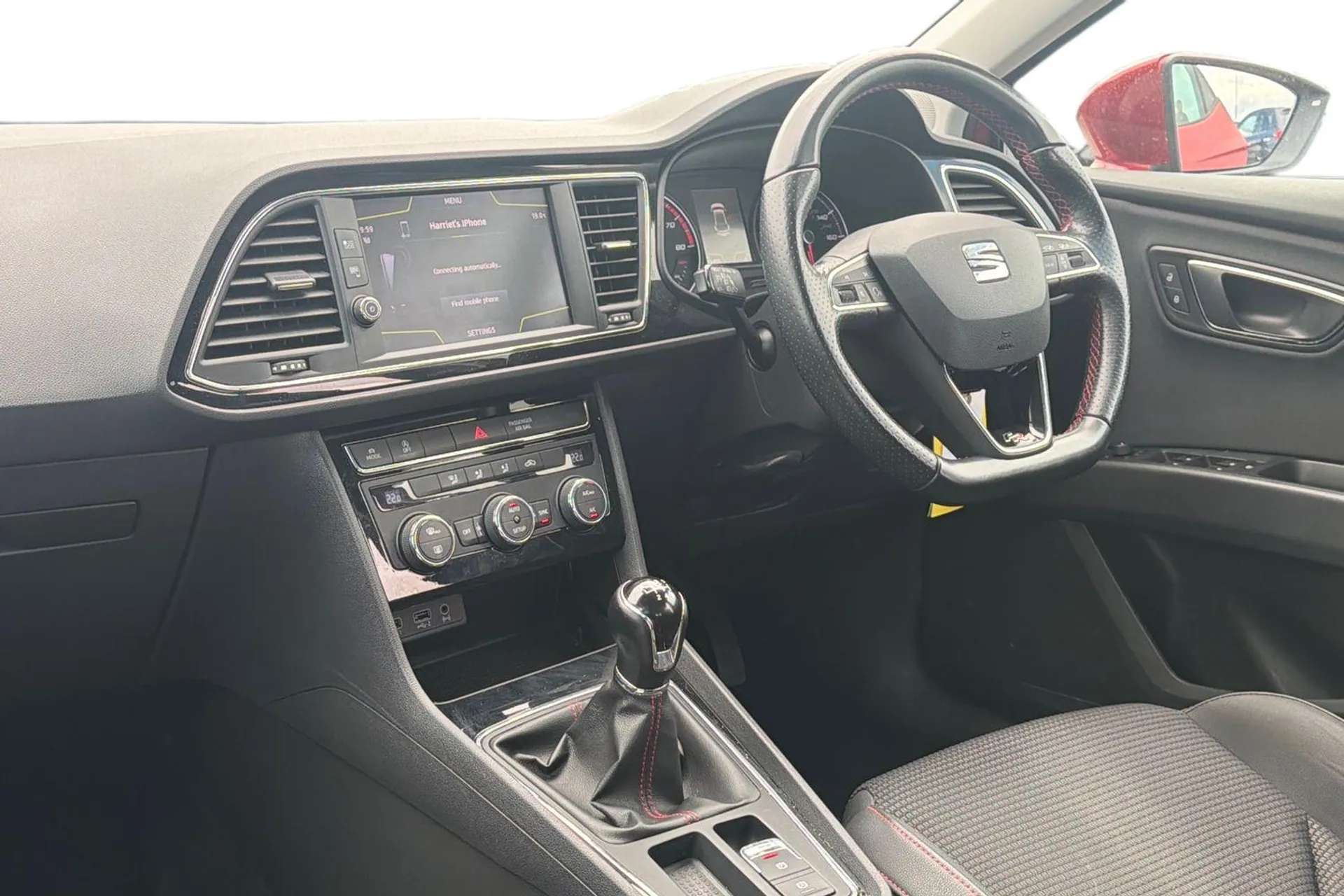 A 2018 SEAT LEON 1.4 EcoTSI 150 FR Technology 5dr [Electronic parking brake with auto hold, Electric adjustable/heated/folding door mirrors, Front assist including cit A 2018 SEAT LEON 1.4 EcoTSI 150 FR Technology 5dr [Electronic parking brake with auto hold, Electric adjustable/heated/folding door mirrors, Front assist including cit