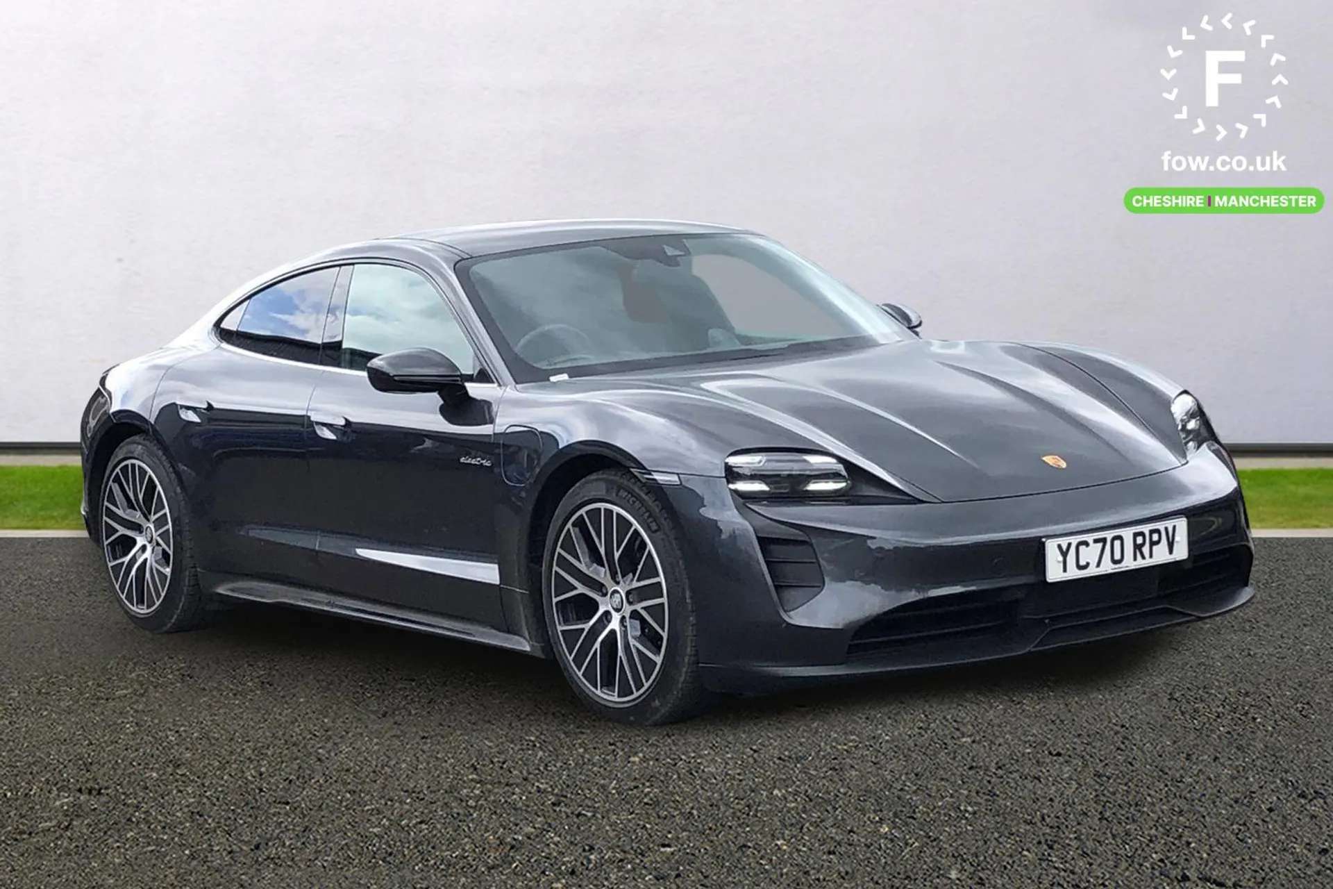 2020 PORSCHE TAYCAN 2020 PORSCHE TAYCAN