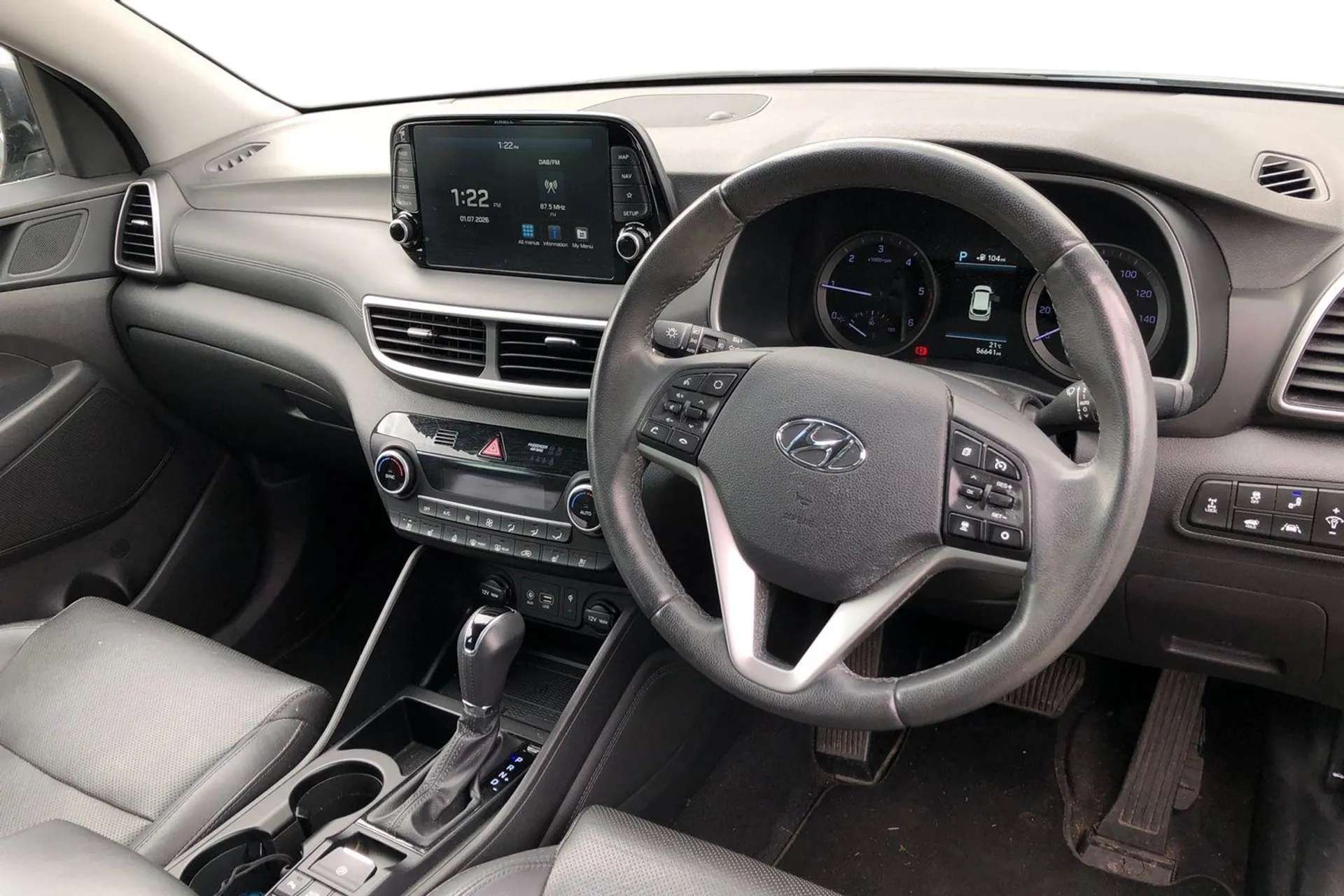 A 2019 HYUNDAI TUCSON 2.0 CRDi 48V MHD Premium SE 5dr 4WD DCT [Electric tilt/slide panoramic sunroof, Isofix, Adaptive cruise control with Stop and Go, Around view monitor, A 2019 HYUNDAI TUCSON 2.0 CRDi 48V MHD Premium SE 5dr 4WD DCT [Electric tilt/slide panoramic sunroof, Isofix, Adaptive cruise control with Stop and Go, Around view monitor,