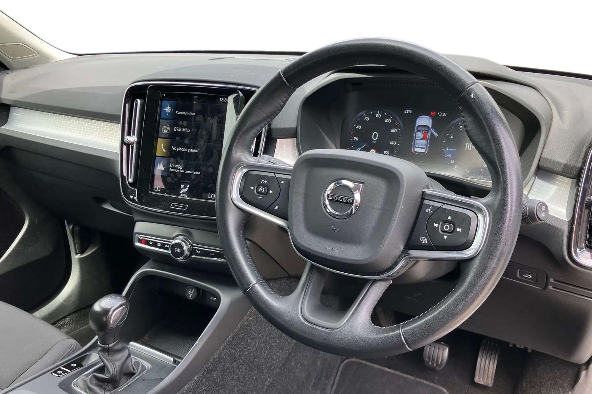 2021 VOLVO XC40 2021 VOLVO XC40