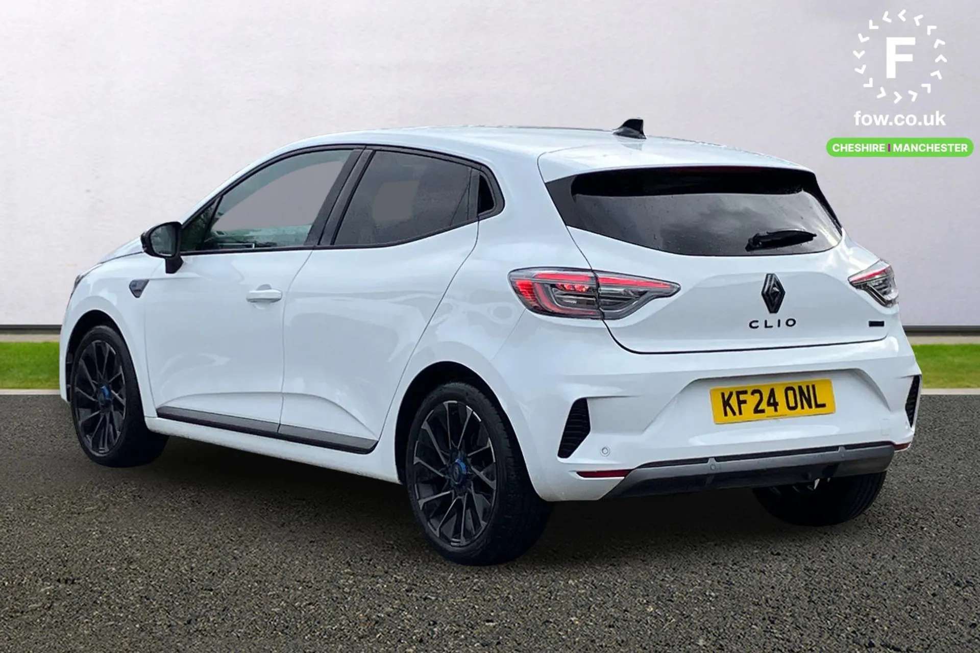A 2024 RENAULT CLIO 1.6 E-TECH full hybrid 145 Esprit Alpine 5dr Auto [ Rear view camera , Wireless phone charger , Apple car play/Android Auto , Heated seats , 17" Espri A 2024 RENAULT CLIO 1.6 E-TECH full hybrid 145 Esprit Alpine 5dr Auto [ Rear view camera , Wireless phone charger , Apple car play/Android Auto , Heated seats , 17" Espri