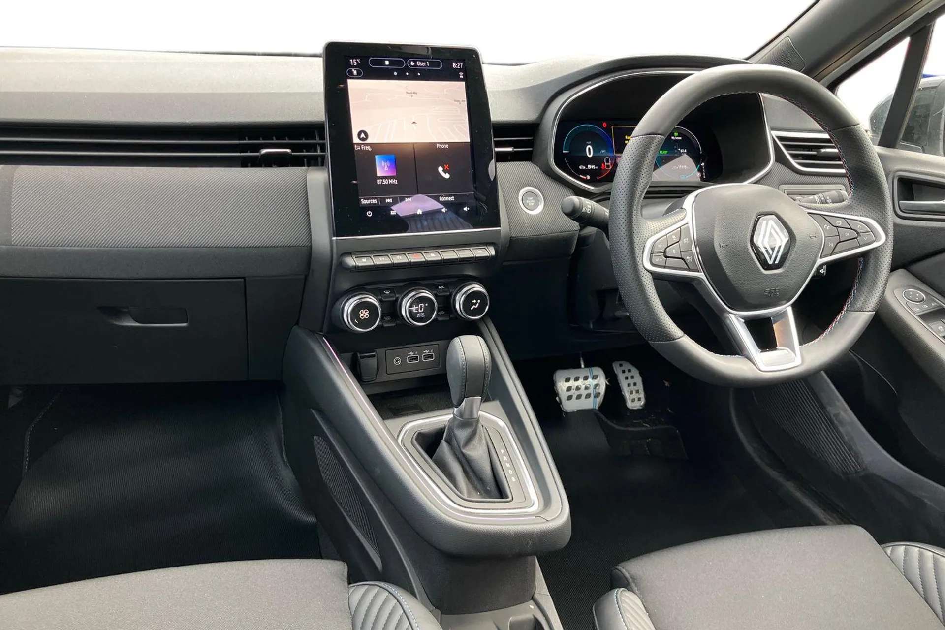 A 2024 RENAULT CLIO 1.6 E-TECH full hybrid 145 Esprit Alpine 5dr Auto [ Rear view camera , Wireless phone charger , Apple car play/Android Auto , Heated seats , 17" Espri A 2024 RENAULT CLIO 1.6 E-TECH full hybrid 145 Esprit Alpine 5dr Auto [ Rear view camera , Wireless phone charger , Apple car play/Android Auto , Heated seats , 17" Espri