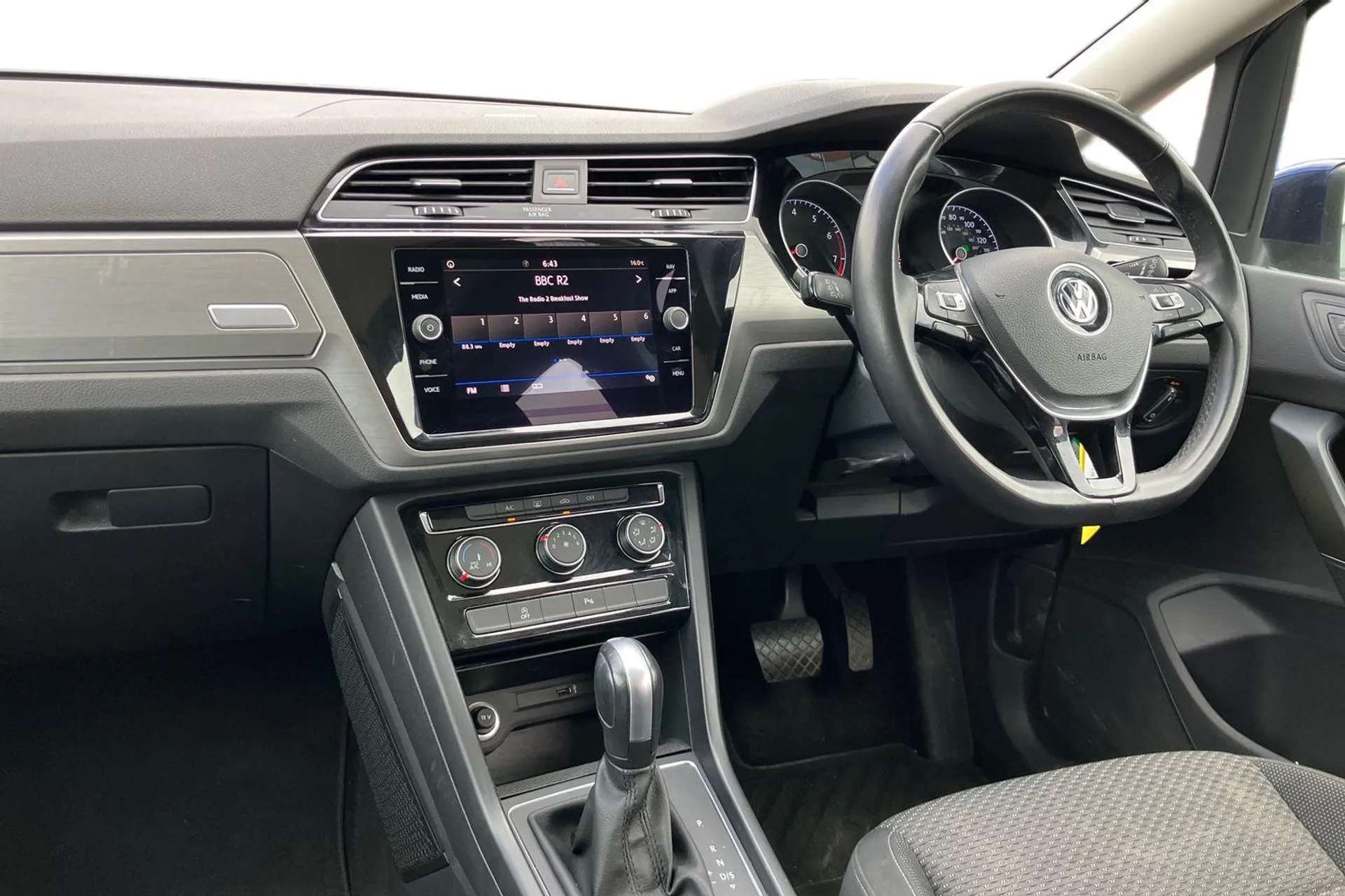 2020 VOLKSWAGEN TOURAN 2020 VOLKSWAGEN TOURAN