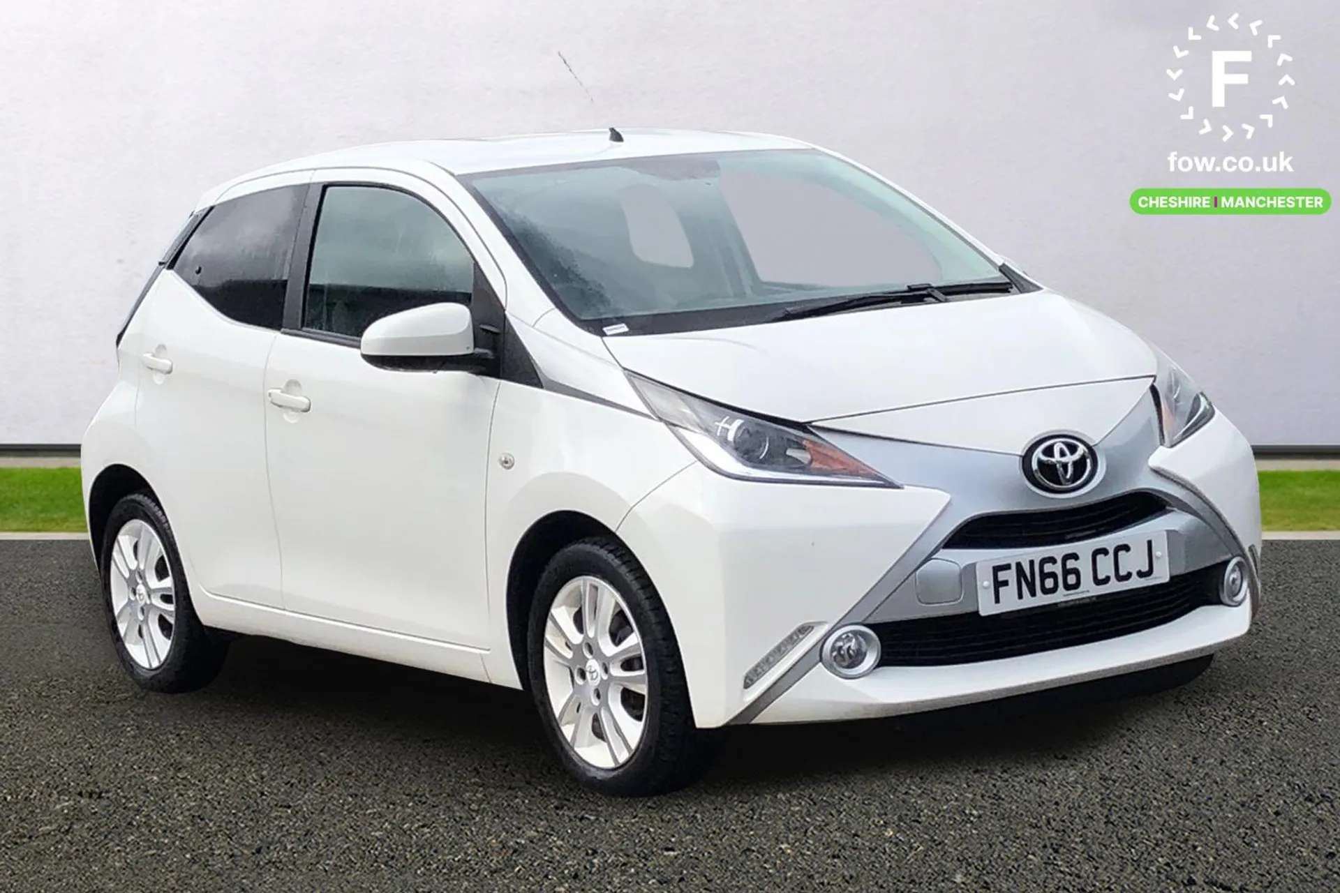2016 TOYOTA AYGO 2016 TOYOTA AYGO