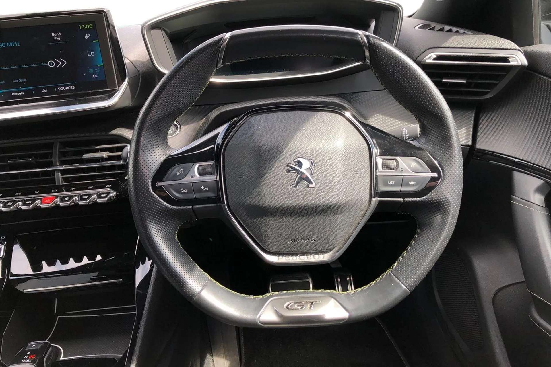 2021 PEUGEOT 2008 2021 PEUGEOT 2008