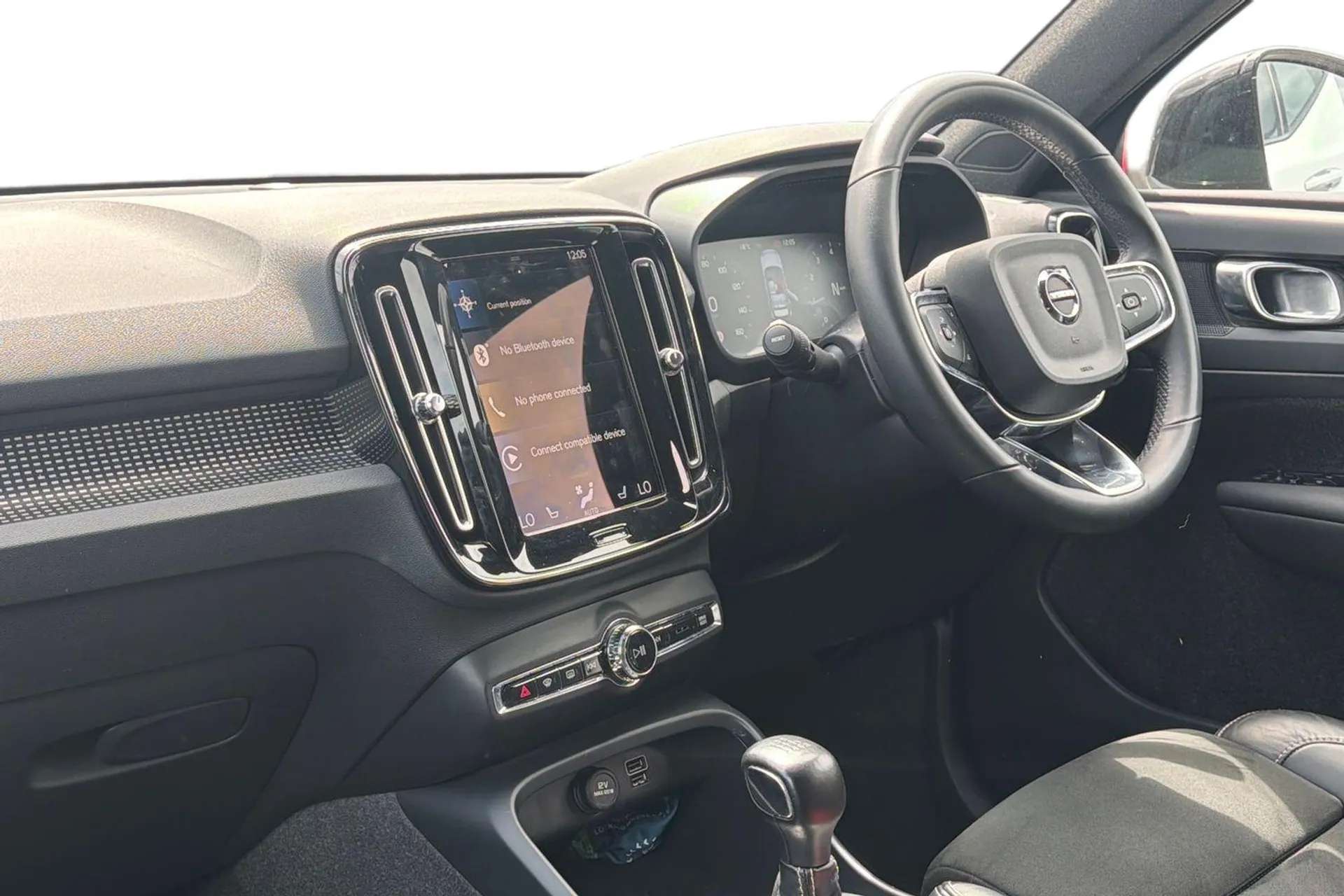 2021 VOLVO XC40 2021 VOLVO XC40