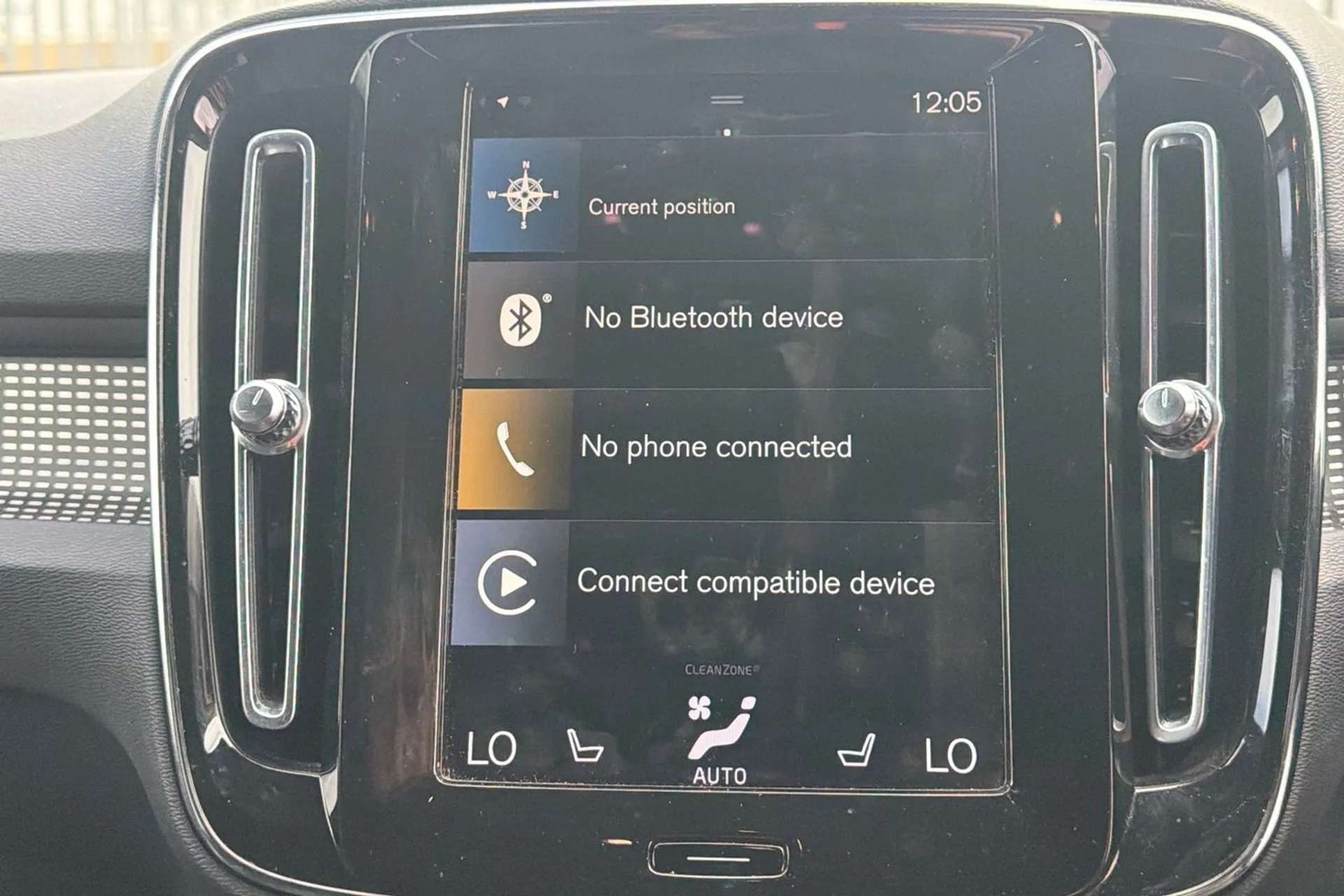 2021 VOLVO XC40 2021 VOLVO XC40