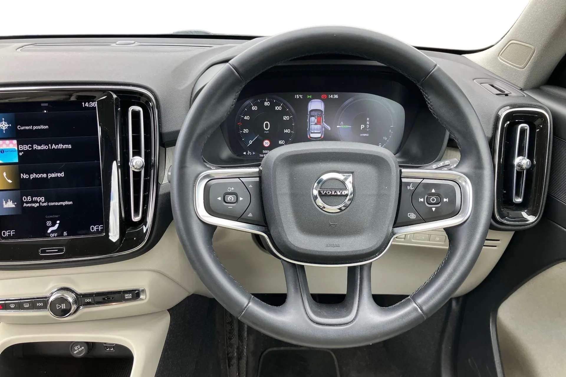 2021 VOLVO XC40 2021 VOLVO XC40