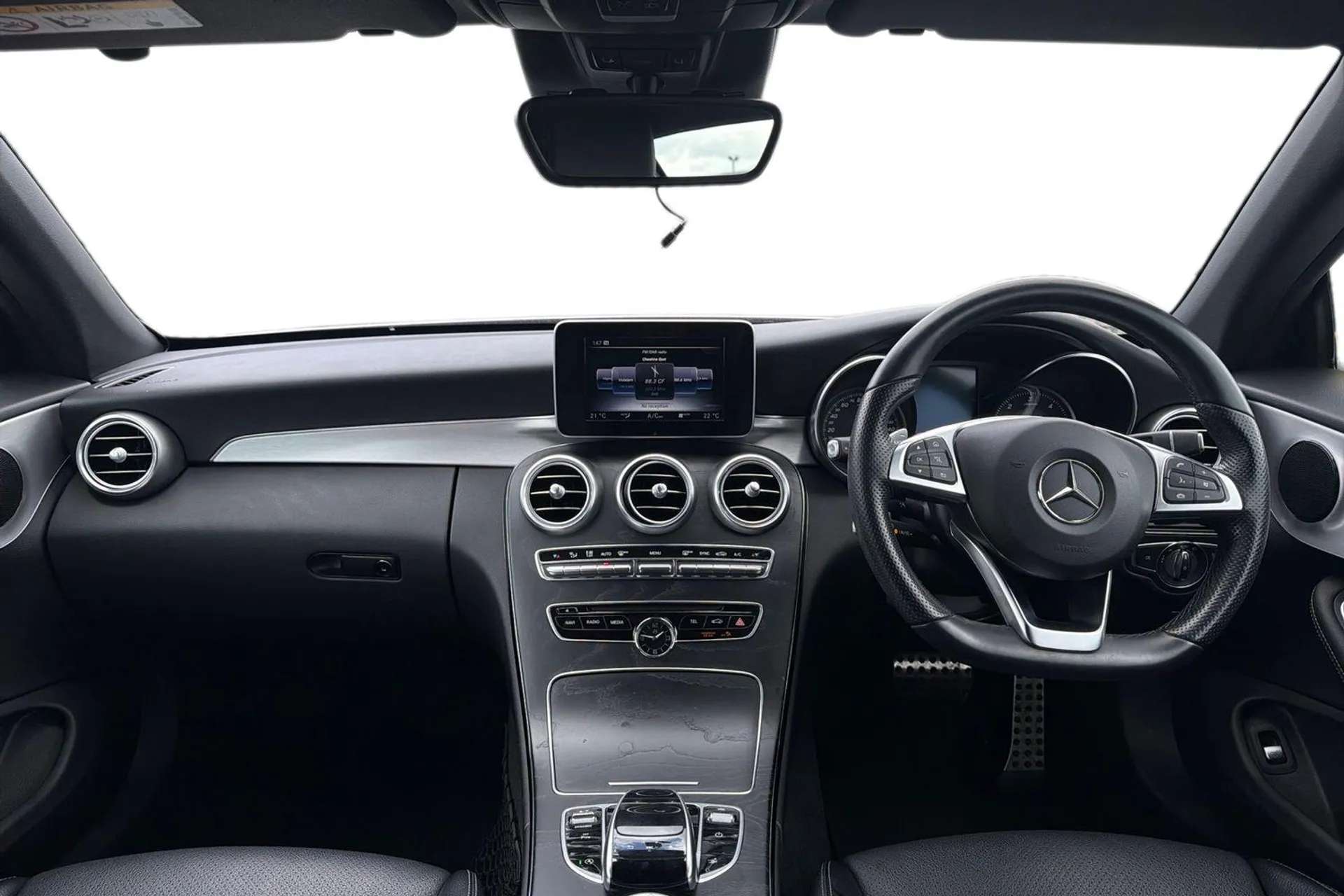 A 2017 MERCEDES-BENZ C CLASS C220d AMG Line 2dr Auto [Electric adjustable/heated/folding door mirrors, Auto dual-zone climate control system, A 2017 MERCEDES-BENZ C CLASS C220d AMG Line 2dr Auto [Electric adjustable/heated/folding door mirrors, Auto dual-zone climate control system,