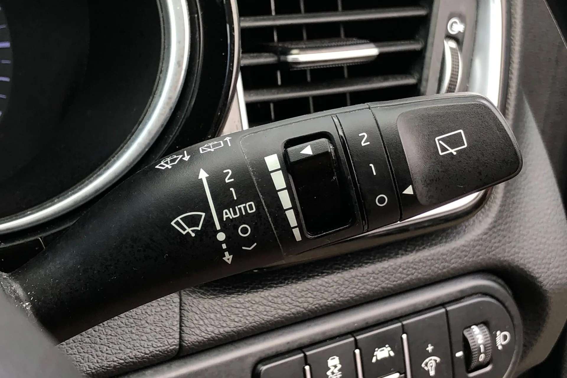 2019 KIA XCEED 2019 KIA XCEED