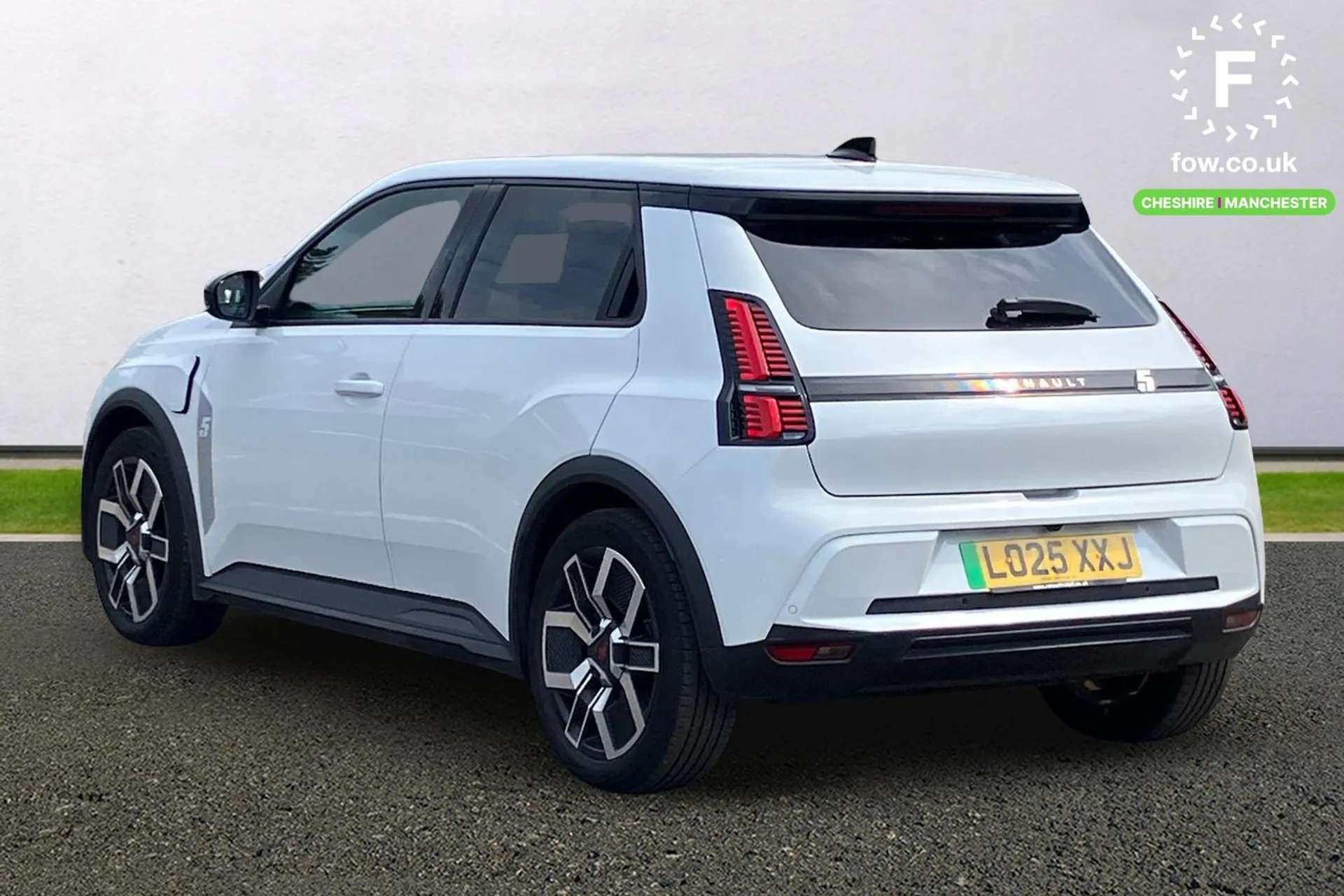 2025 RENAULT 5 2025 RENAULT 5