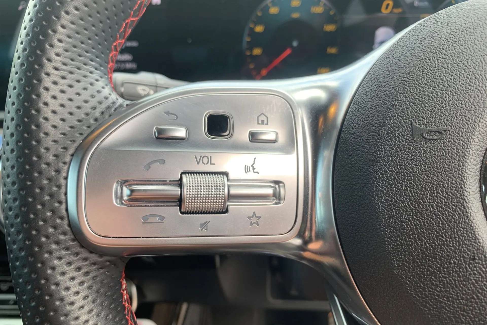 2020 MERCEDES-BENZ A CLASS 2020 MERCEDES-BENZ A CLASS