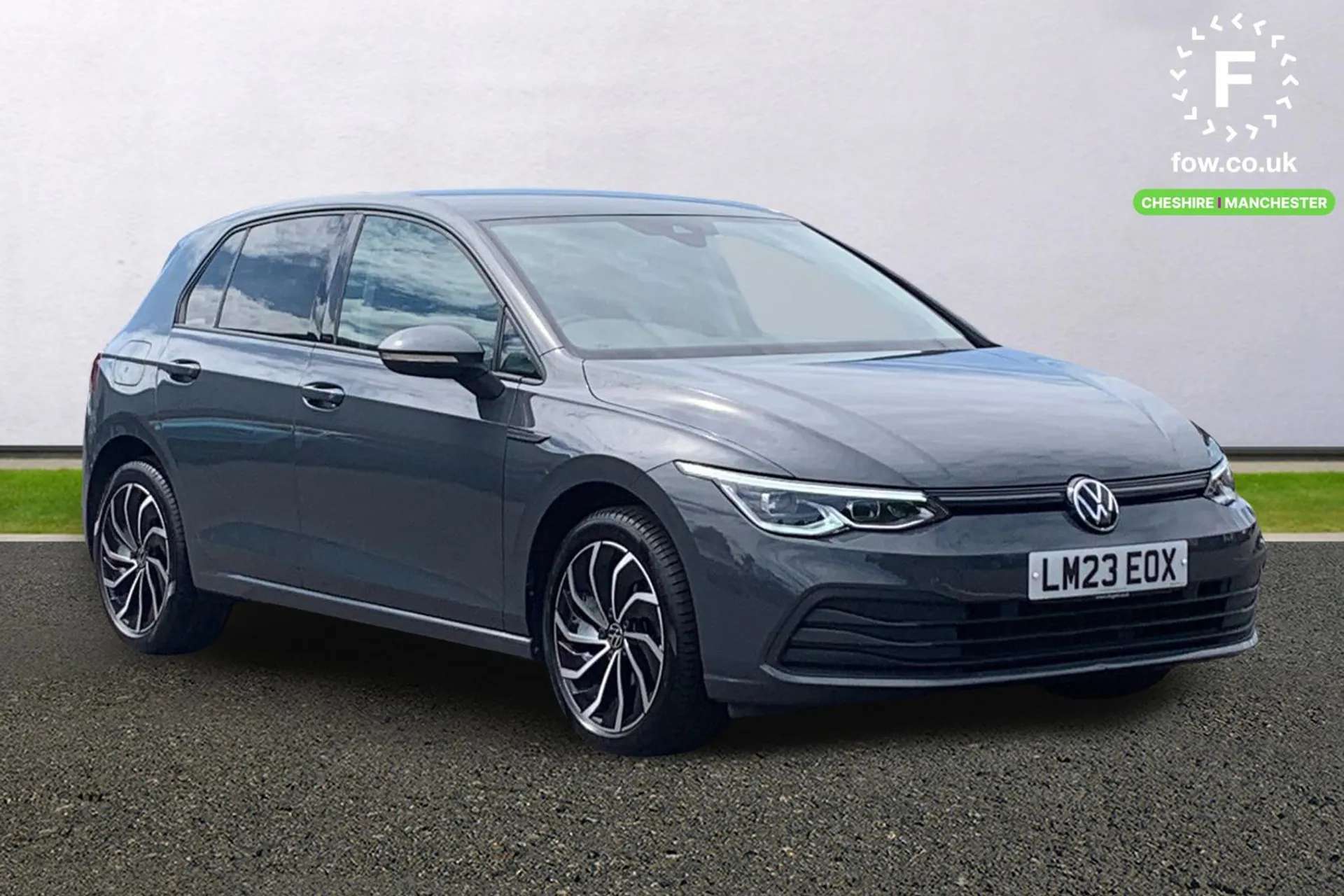 A 2023 VOLKSWAGEN GOLF 1.5 TSI Style Edition 5dr [ Front and rear ultrasonic parking sensors, audible with audio volume reduction when activated + optical parking display vi A 2023 VOLKSWAGEN GOLF 1.5 TSI Style Edition 5dr [ Front and rear ultrasonic parking sensors, audible with audio volume reduction when activated + optical parking display vi
