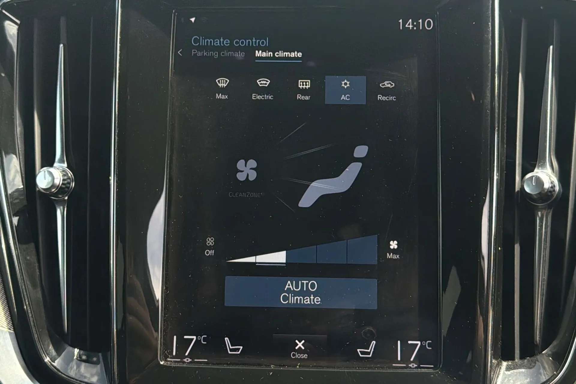 2022 VOLVO V60 2022 VOLVO V60