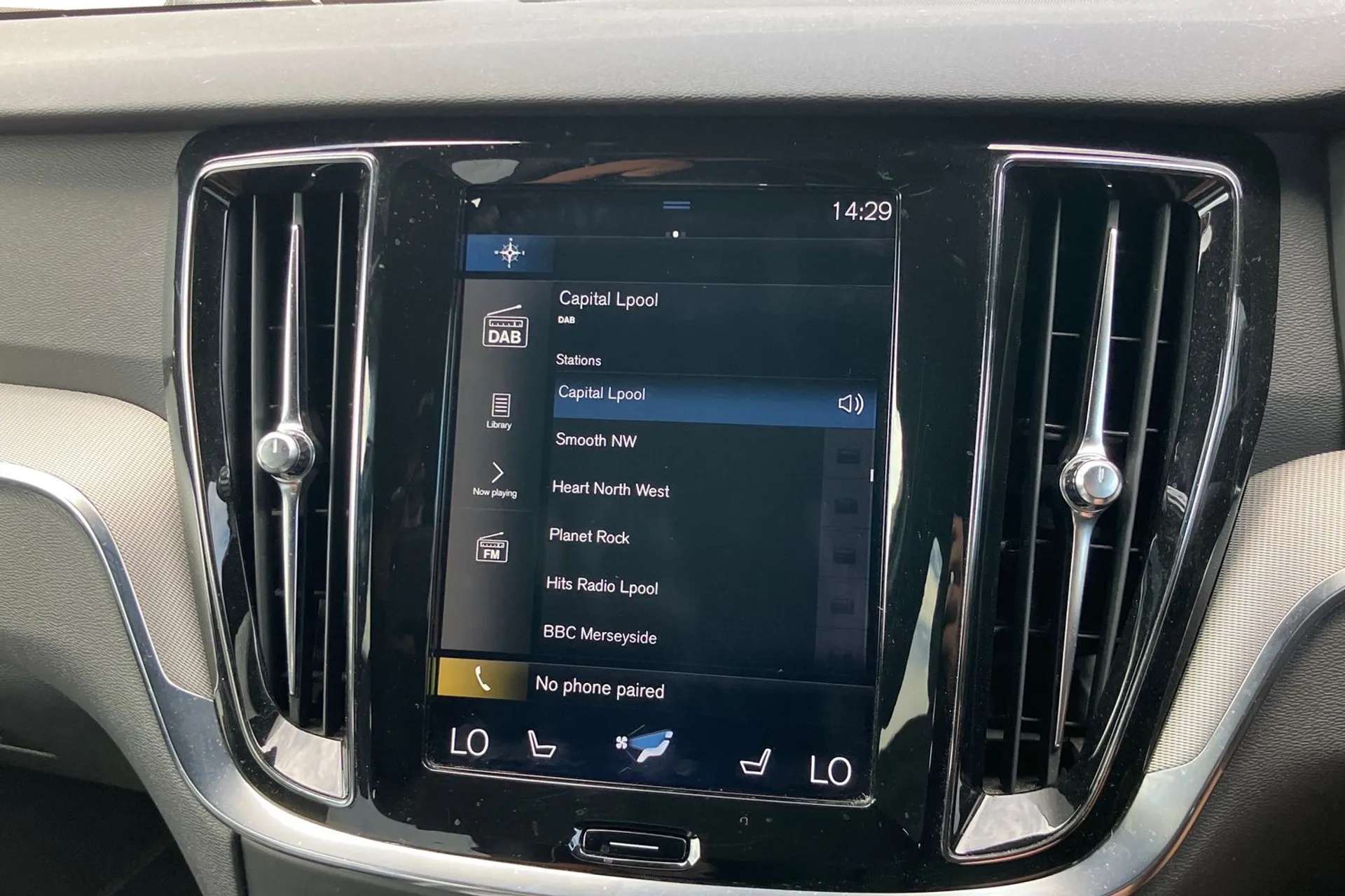 2020 VOLVO V60 2020 VOLVO V60