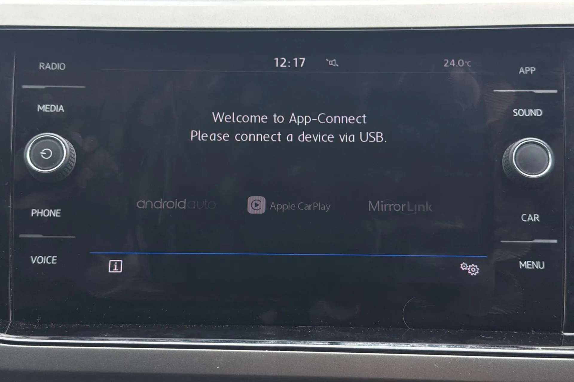 2019 VOLKSWAGEN POLO 2019 VOLKSWAGEN POLO