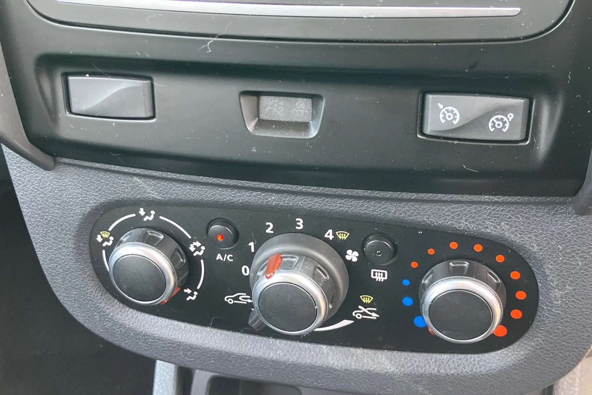 2018 DACIA DUSTER 2018 DACIA DUSTER