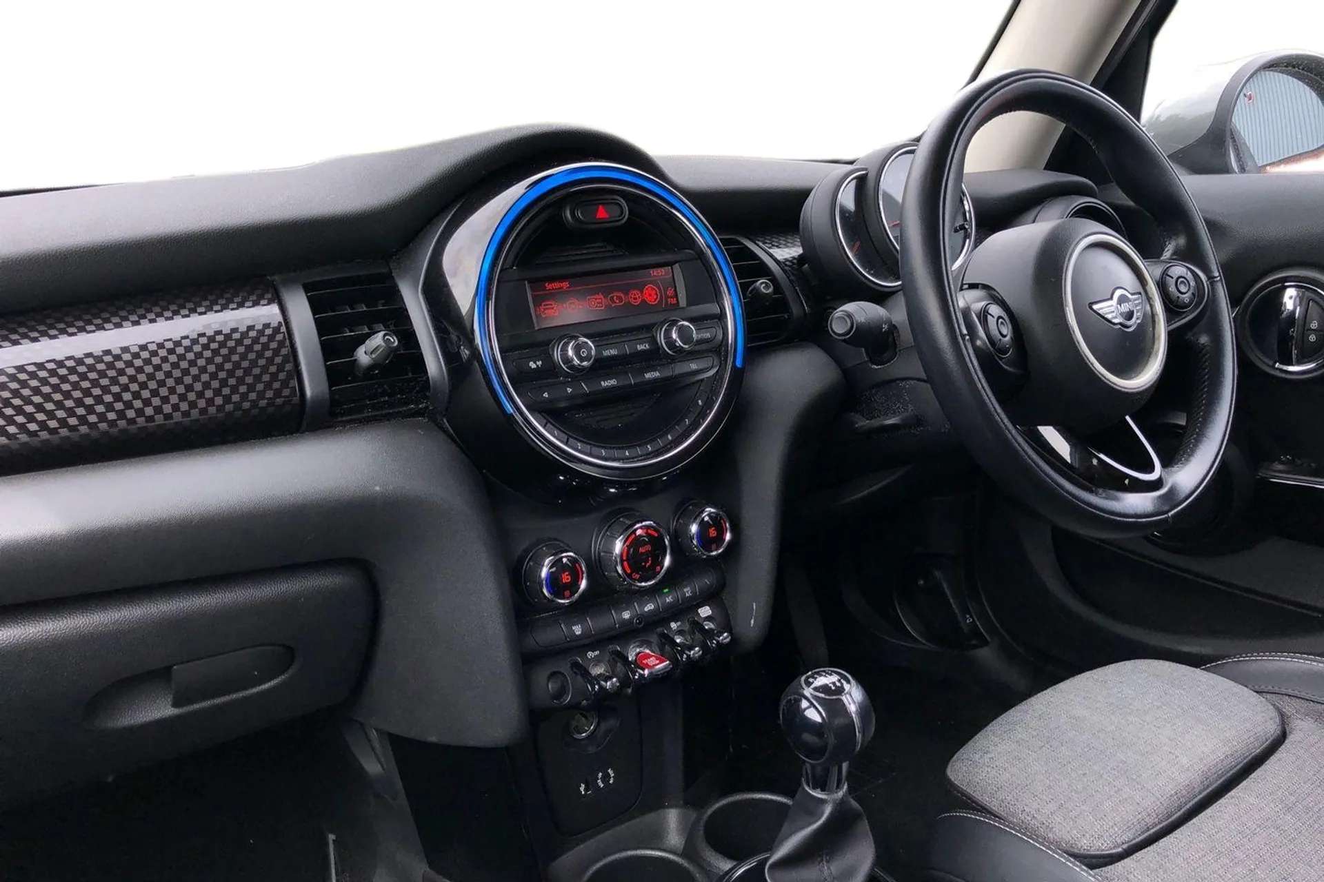2017 MINI HATCH 2017 MINI HATCH