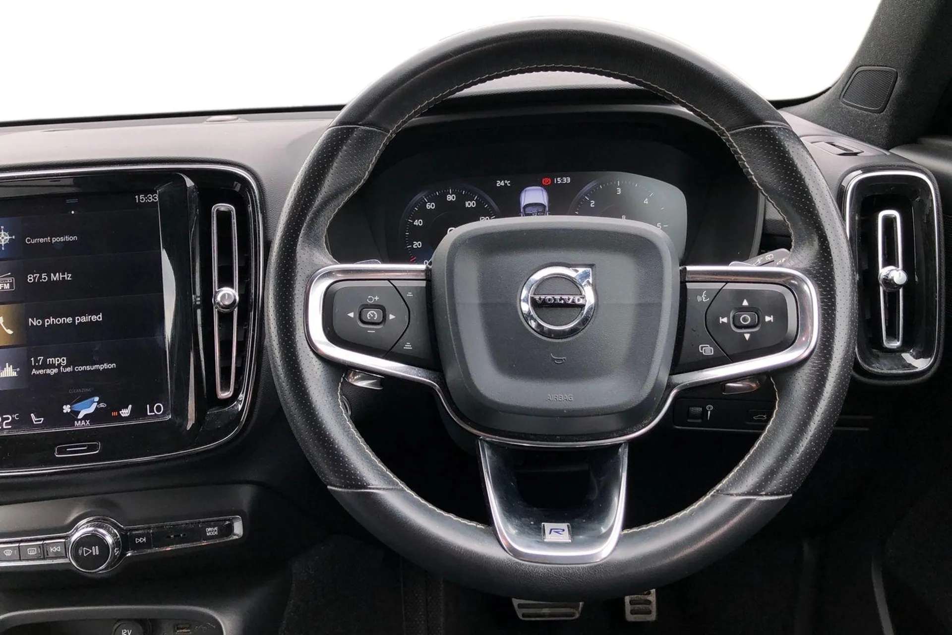 2019 VOLVO XC40 2019 VOLVO XC40