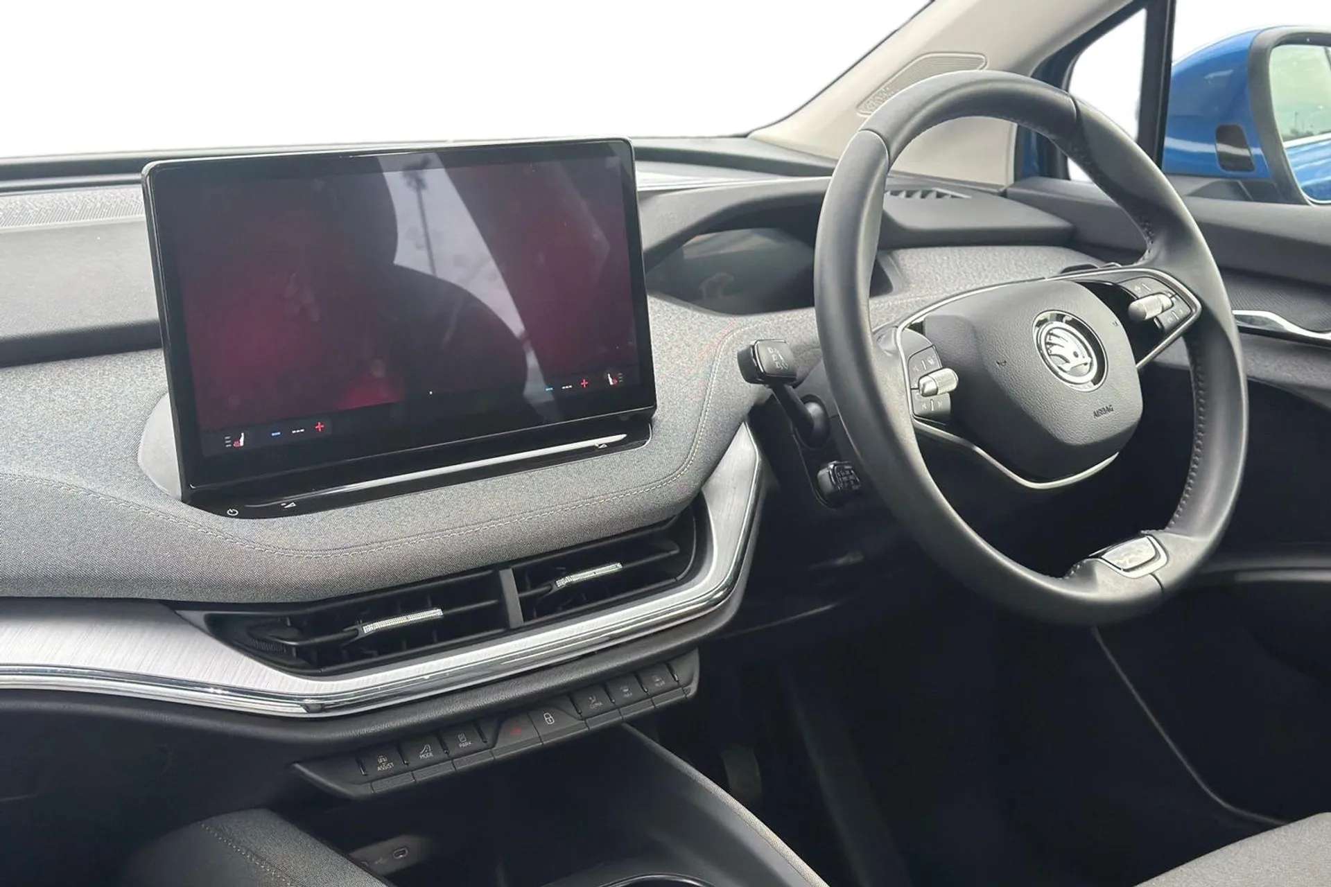 A 2024 SKODA ENYAQ 210kW 85 Edition 82kWh 5dr Auto [ Panoramic Sunroof , Tow Bar electrically retractable , 20" Vega Silver metallic alloy wheels , Wireless charging wit A 2024 SKODA ENYAQ 210kW 85 Edition 82kWh 5dr Auto [ Panoramic Sunroof , Tow Bar electrically retractable , 20" Vega Silver metallic alloy wheels , Wireless charging wit