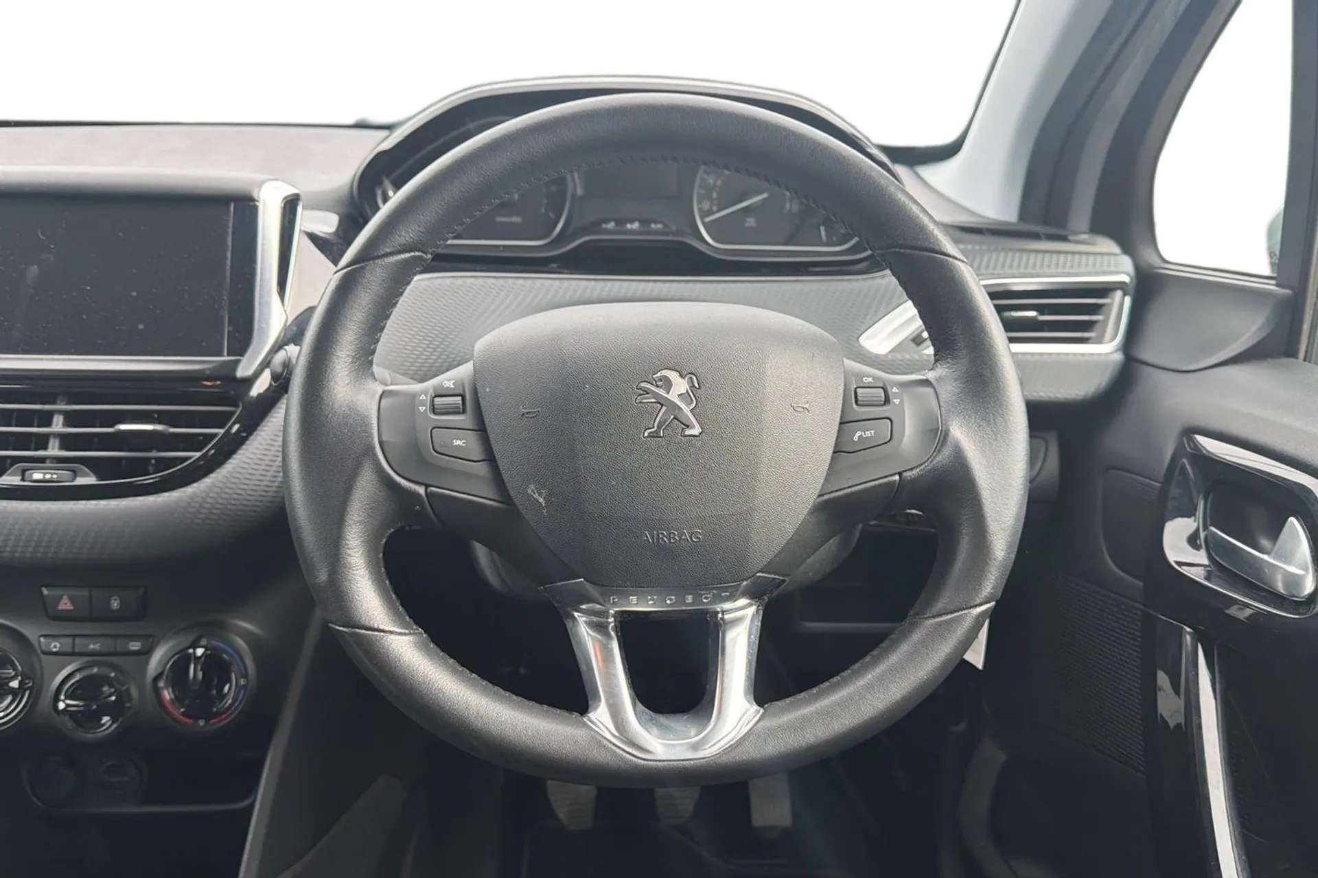 2018 PEUGEOT 208 2018 PEUGEOT 208
