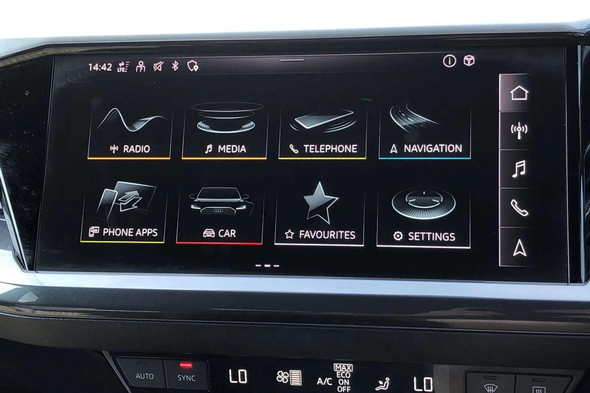 2023 AUDI Q4 2023 AUDI Q4