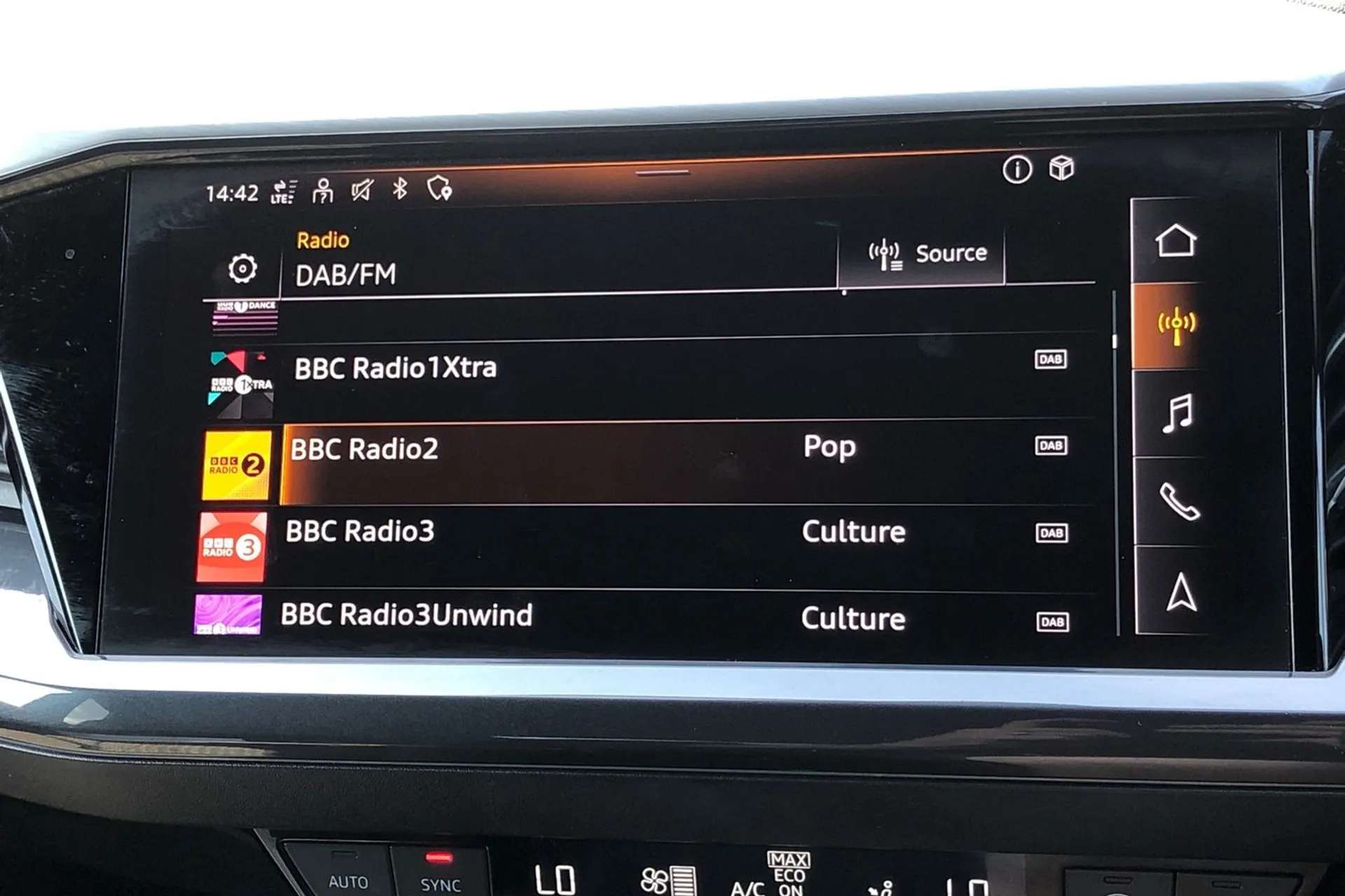 2023 AUDI Q4 2023 AUDI Q4