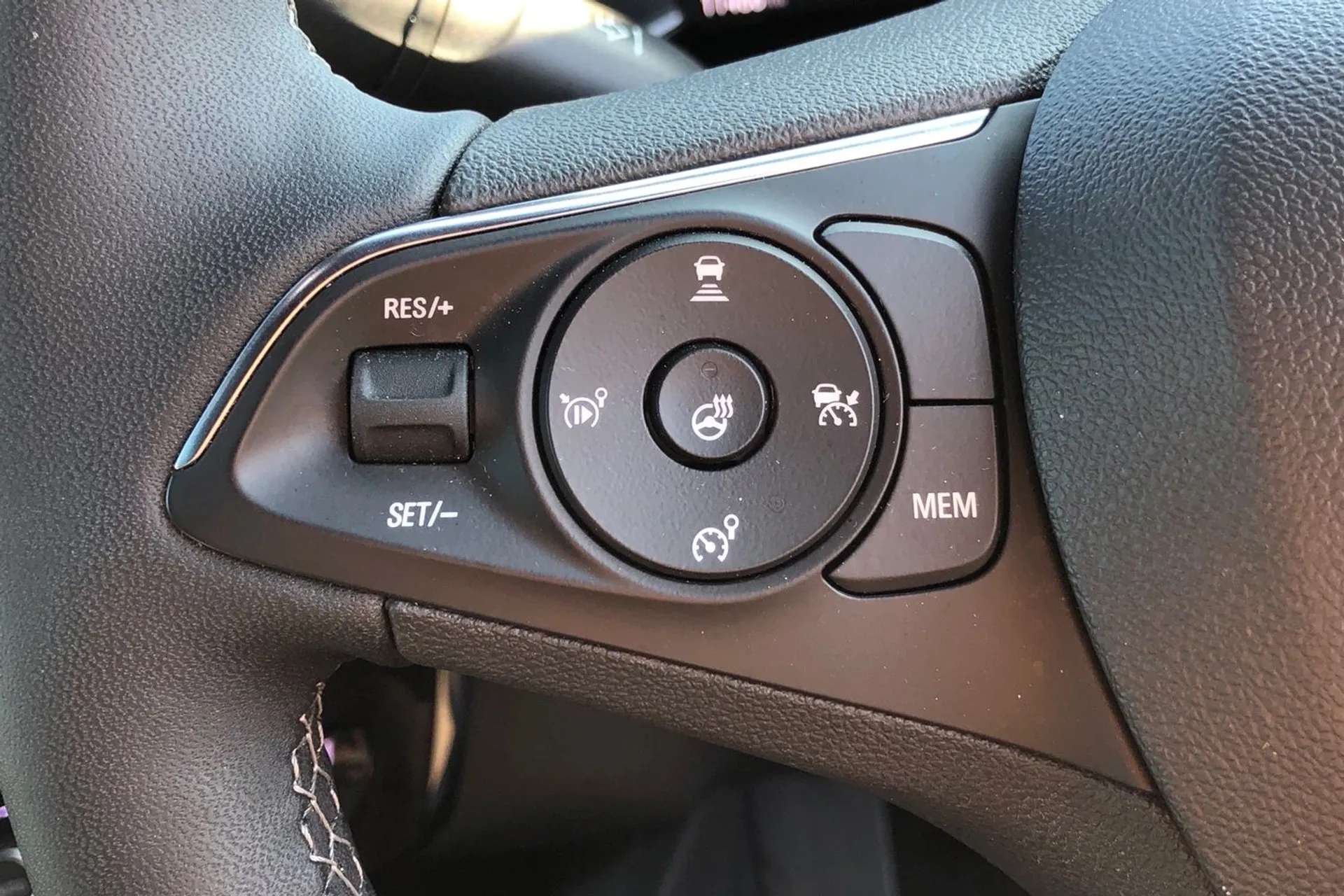2024 VAUXHALL MOKKA 2024 VAUXHALL MOKKA