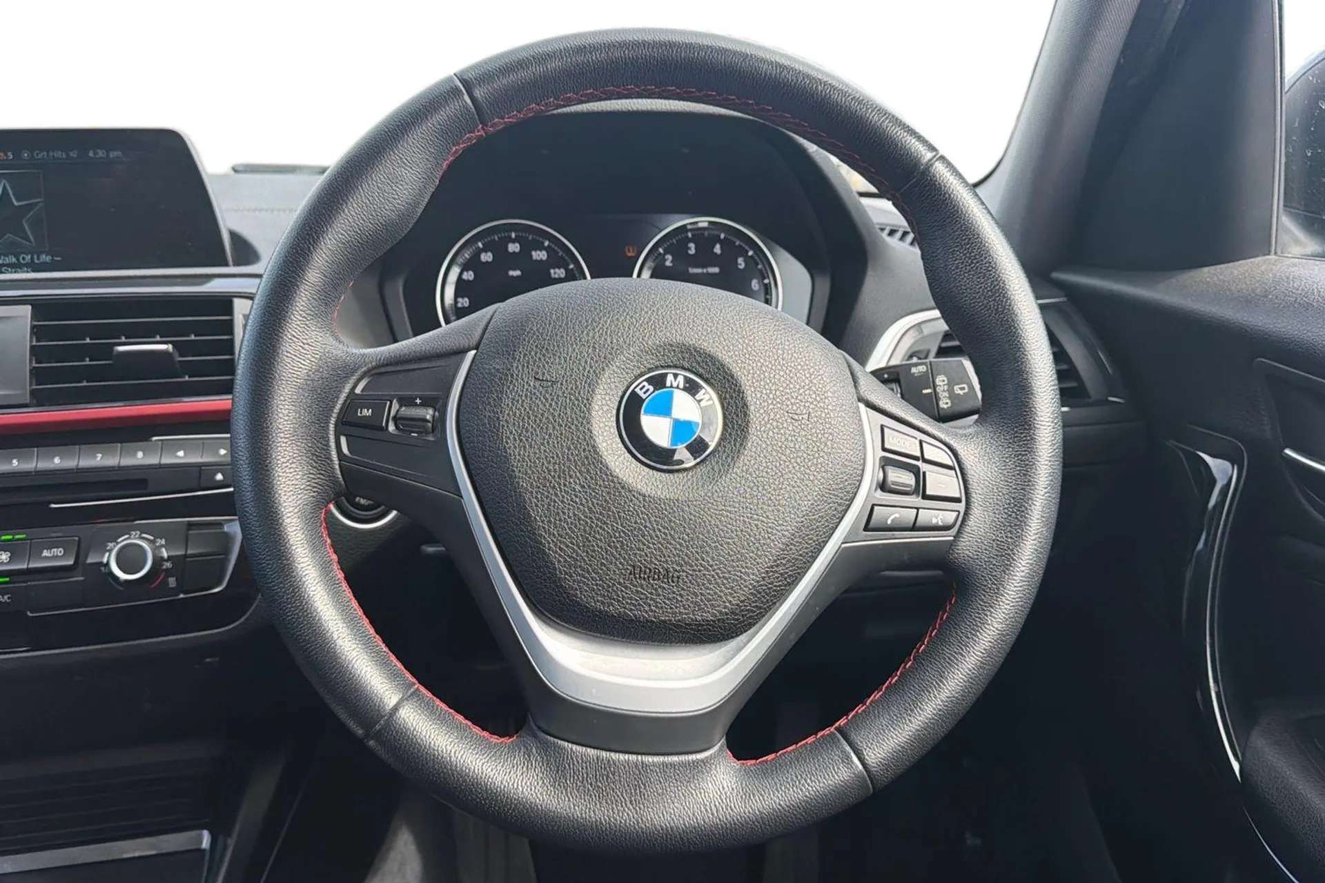 2019 BMW 1 SERIES 2019 BMW 1 SERIES