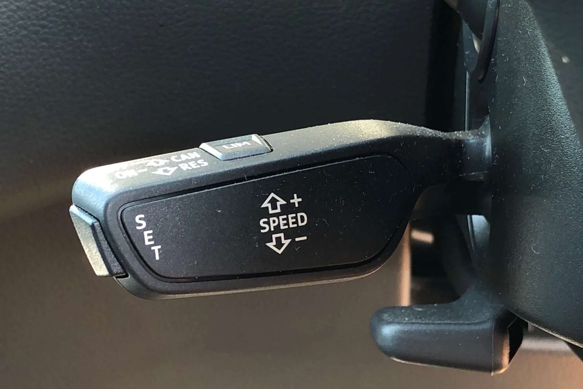 2020 AUDI A6 2020 AUDI A6