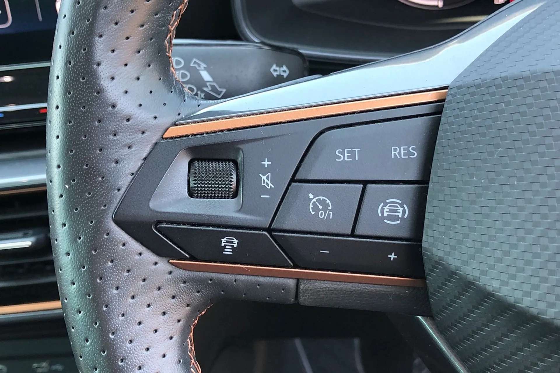 2023 CUPRA FORMENTOR 2023 CUPRA FORMENTOR