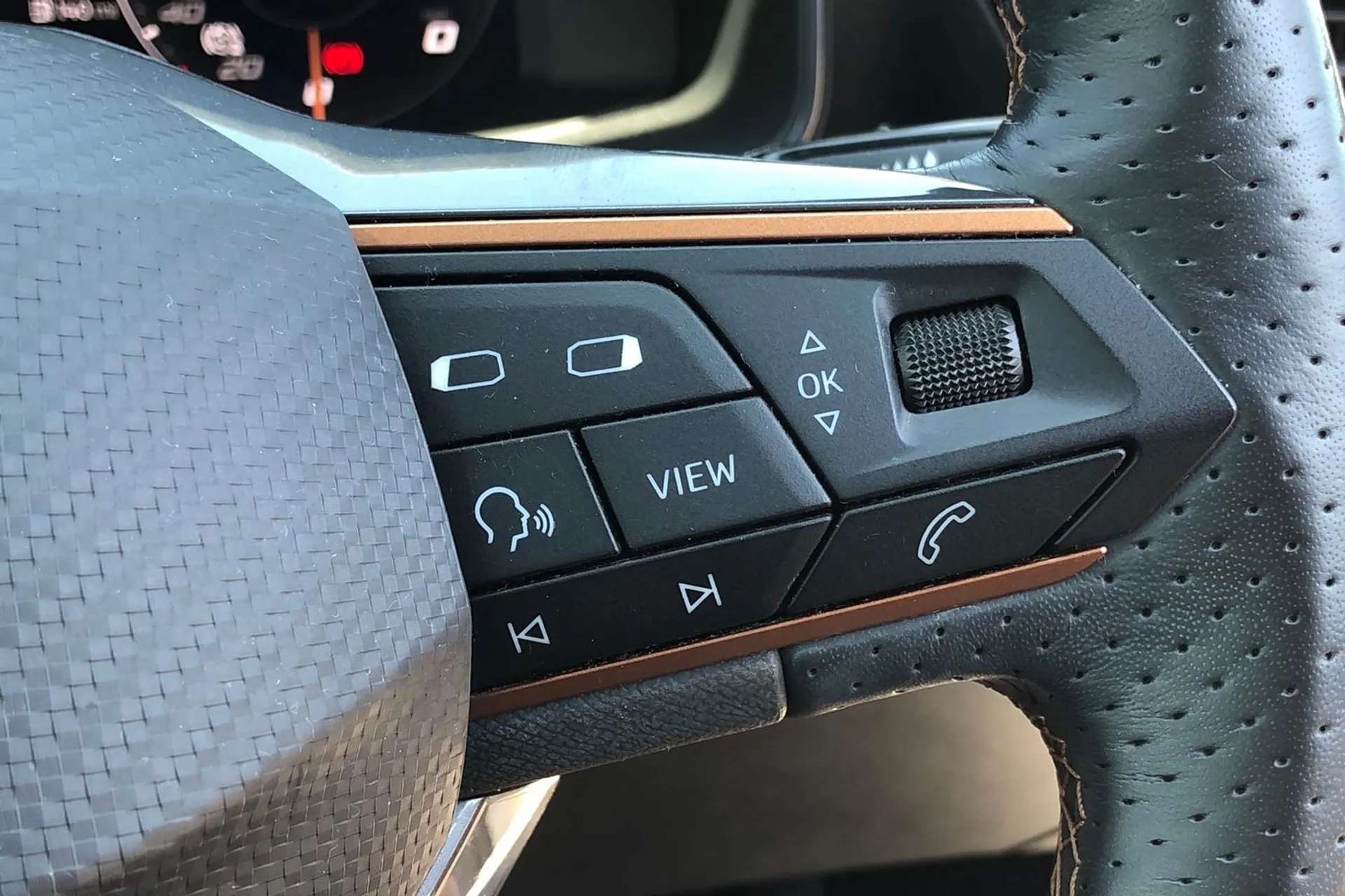 2023 CUPRA FORMENTOR 2023 CUPRA FORMENTOR