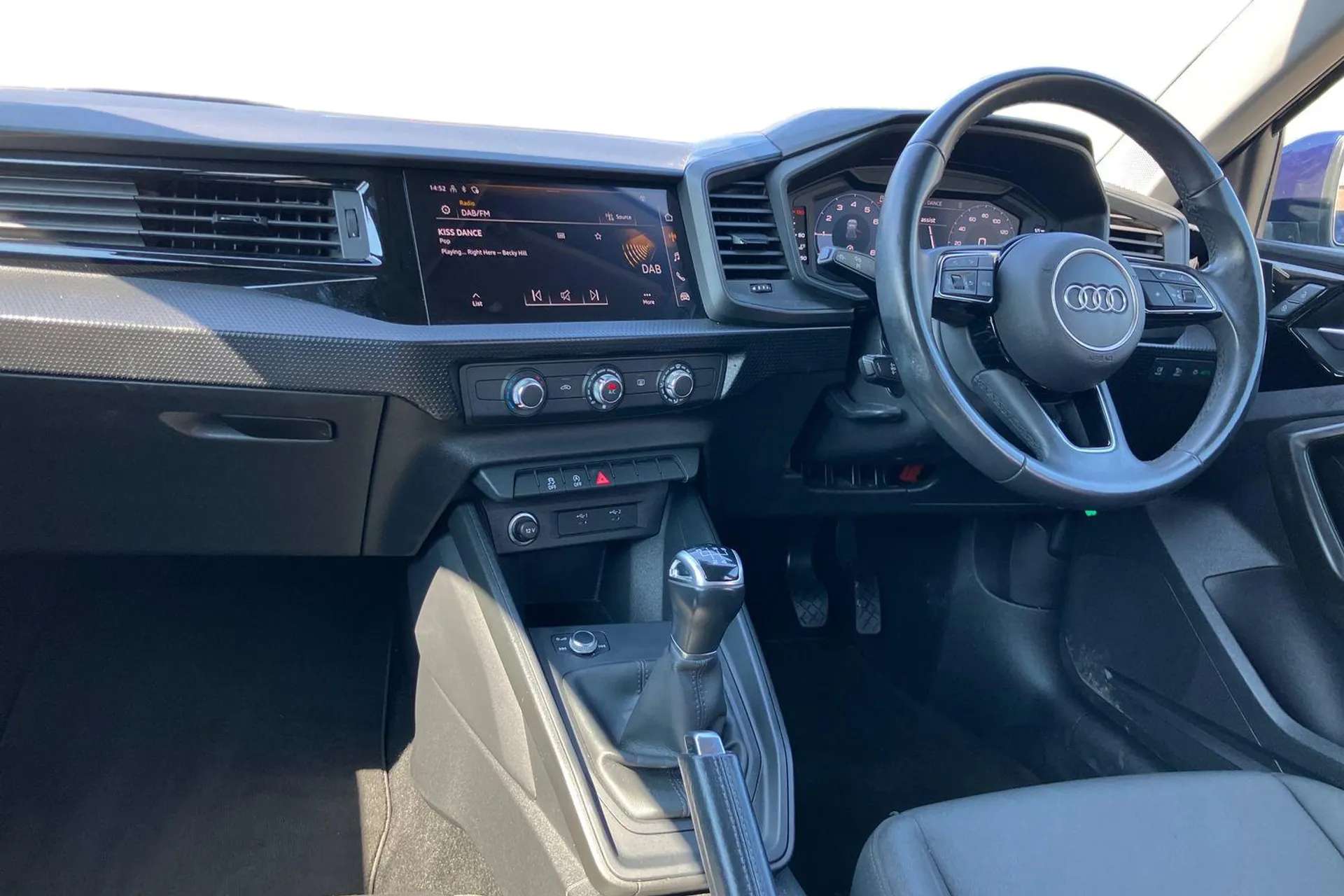 2023 AUDI A1 2023 AUDI A1
